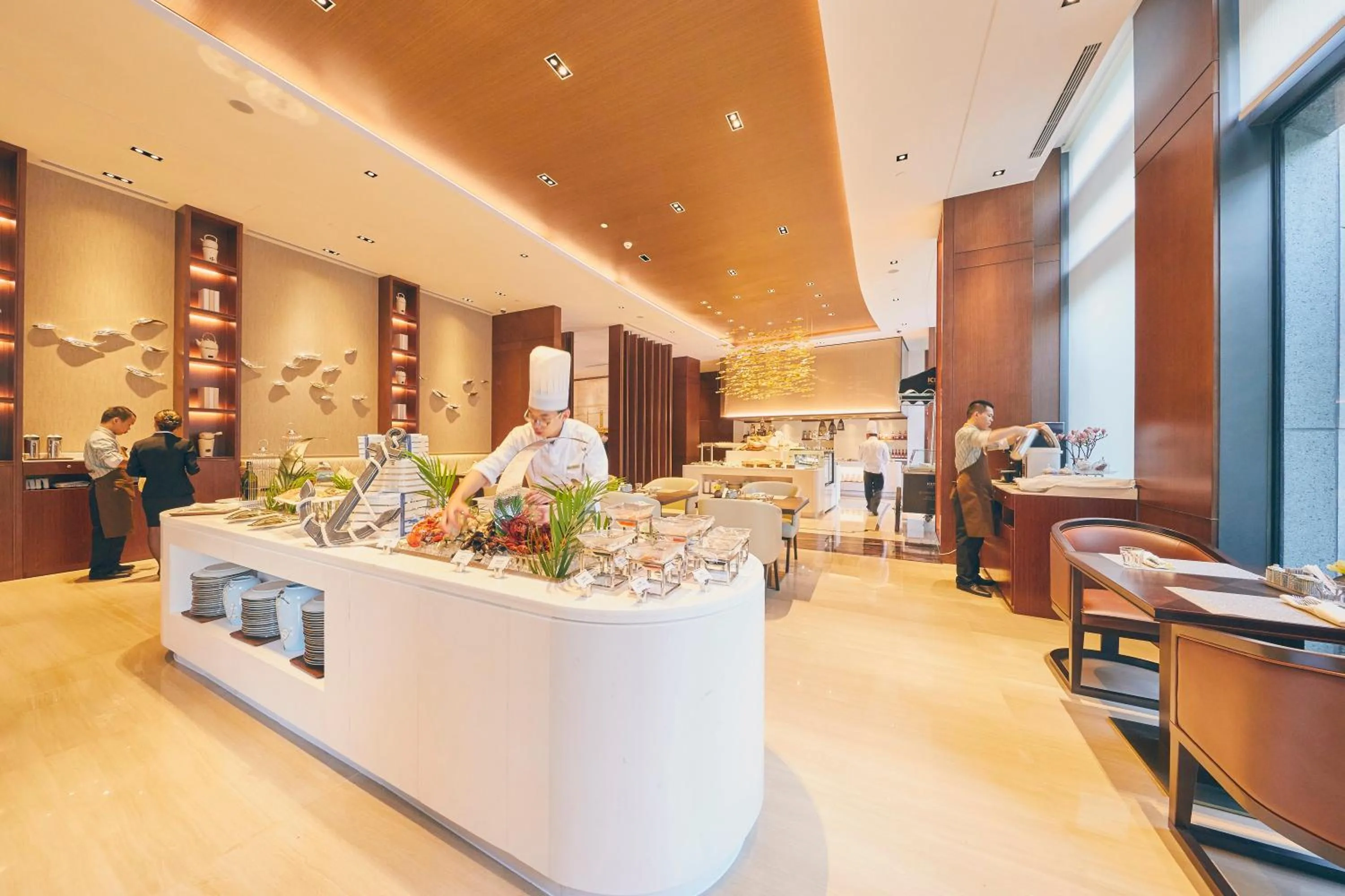 Restaurant/places to eat in LJZ Supreme Tower Hotel