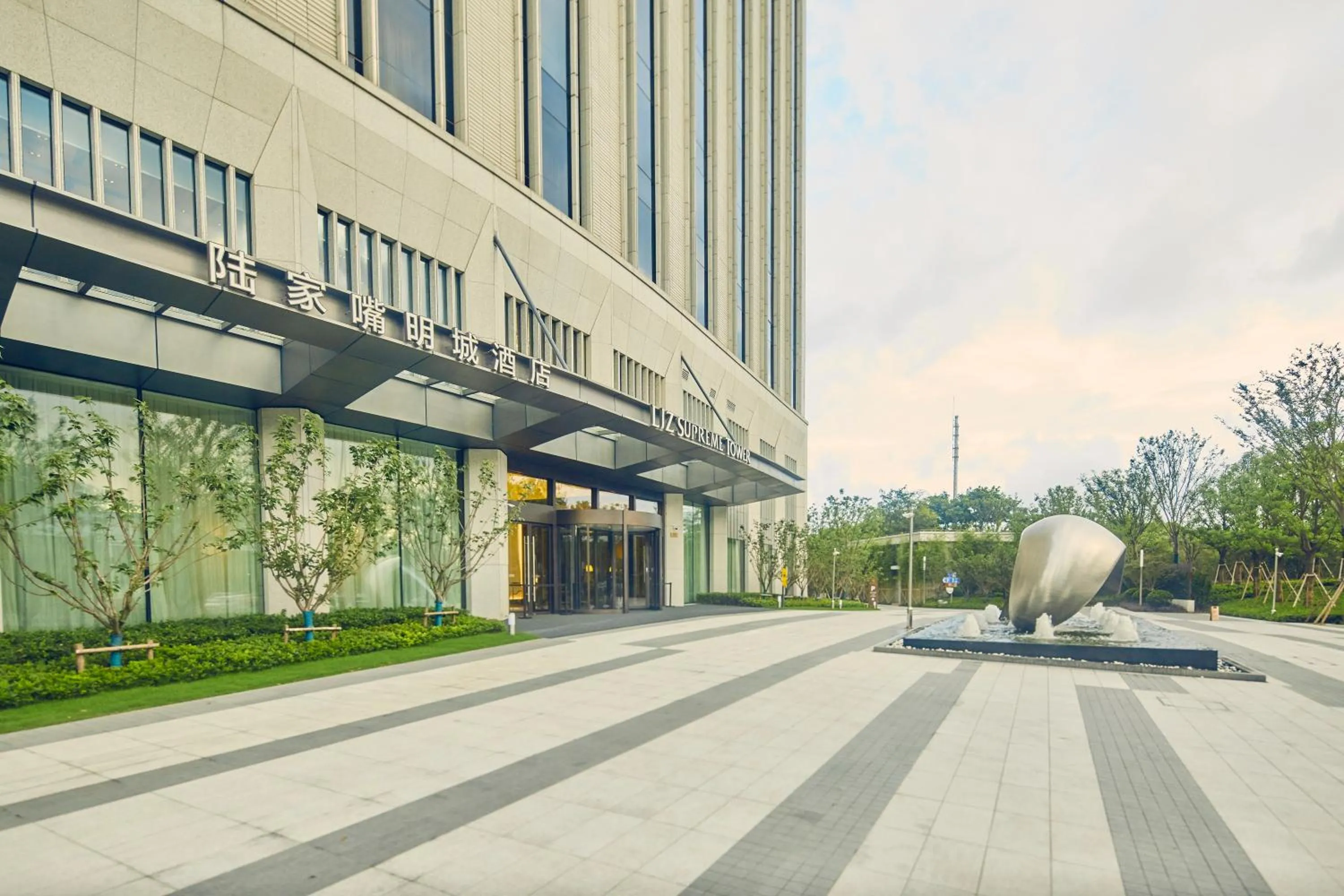 Property building in LJZ Supreme Tower Hotel