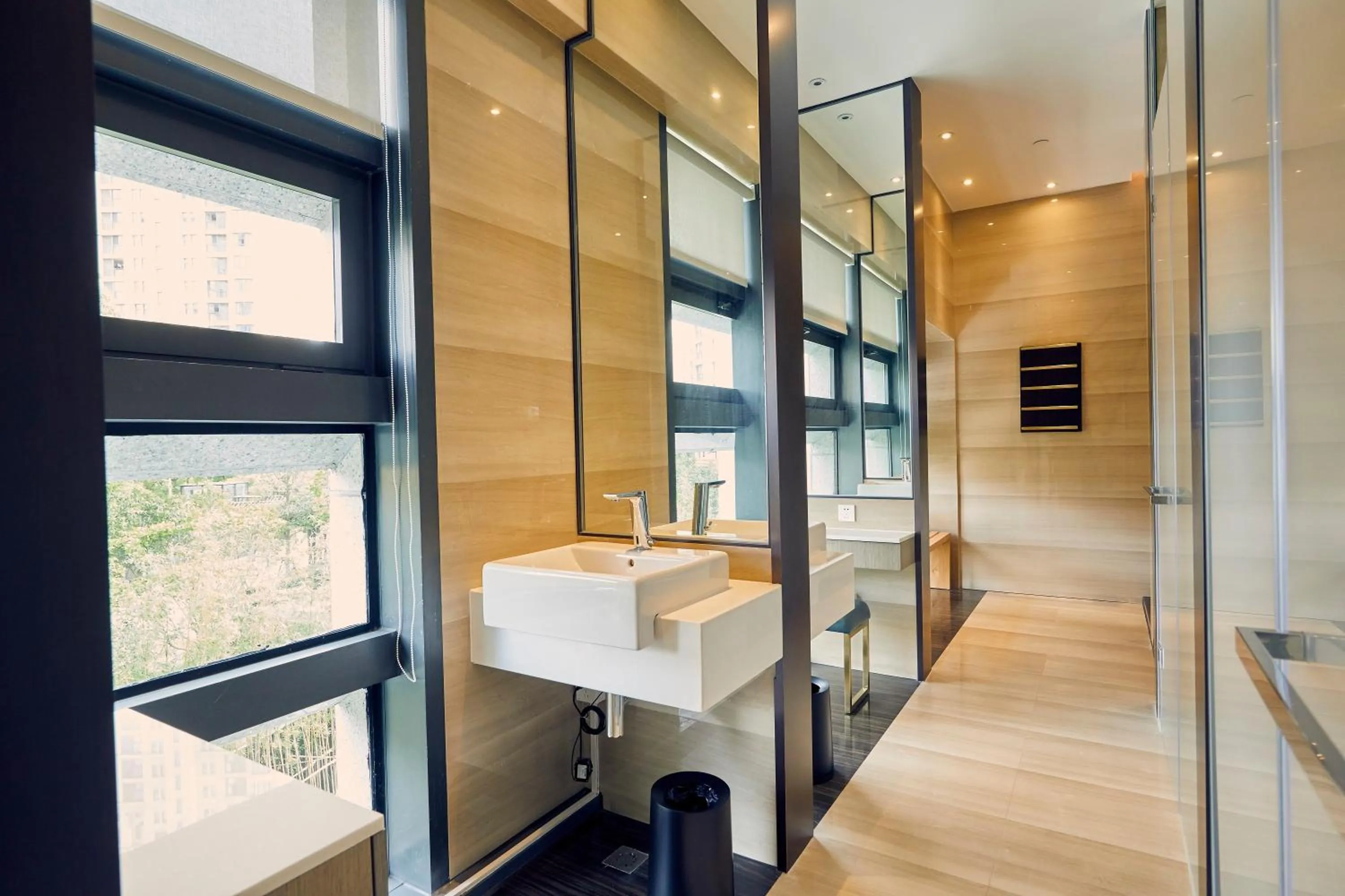 Fitness centre/facilities in LJZ Supreme Tower Hotel