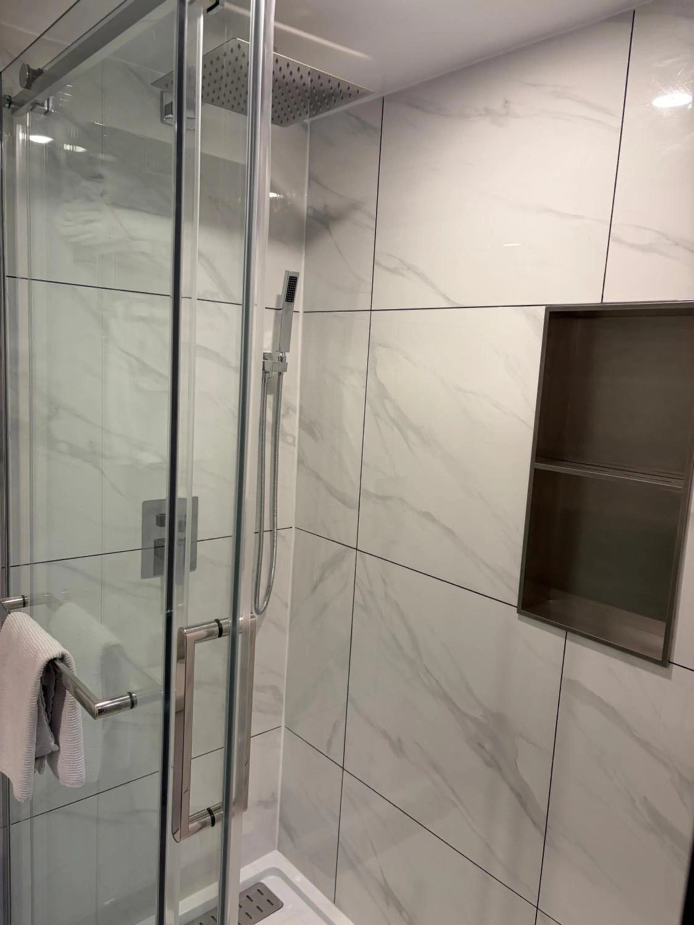 Shower in Travelodge by Wyndham Langley