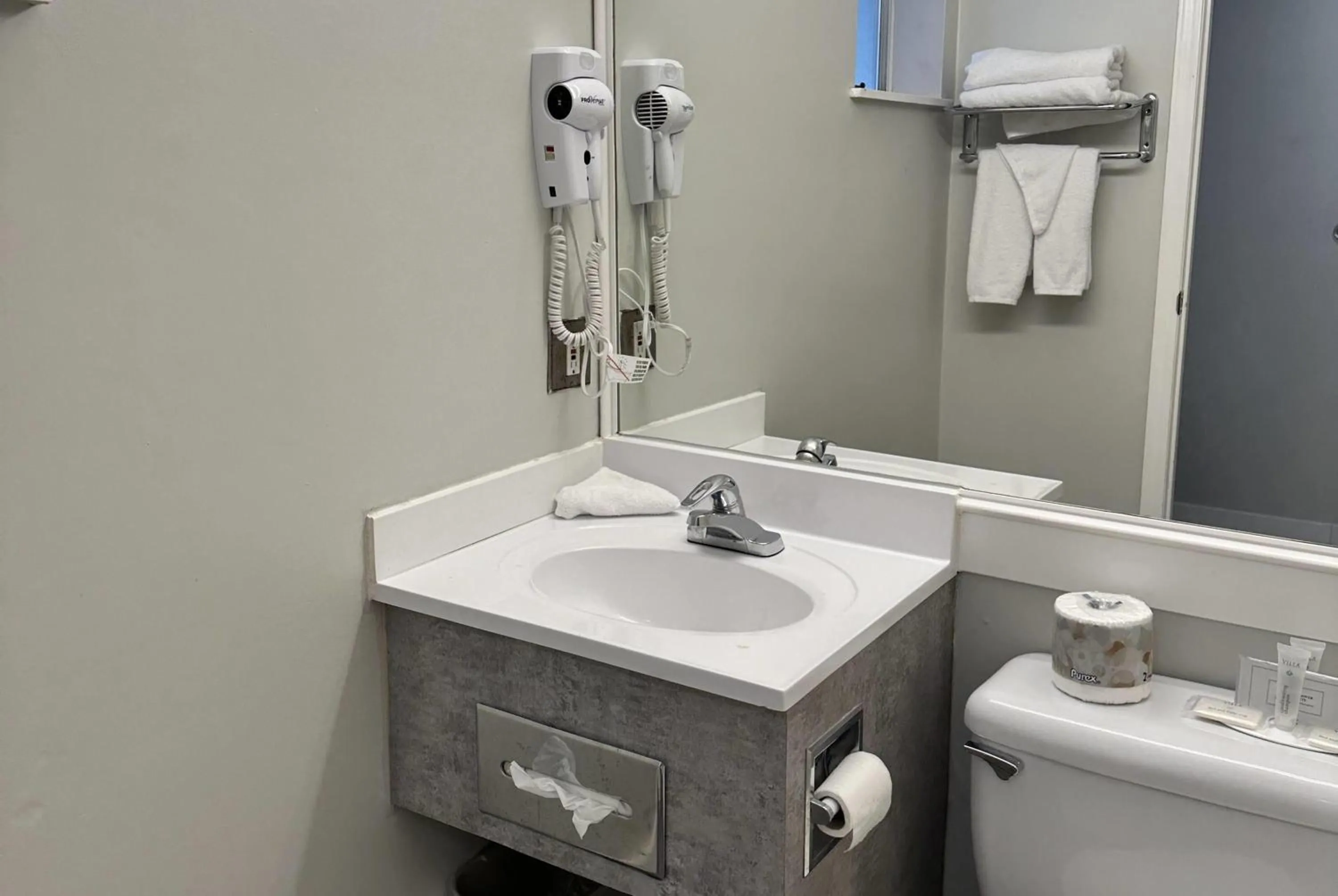 Bathroom in Travelodge by Wyndham Langley