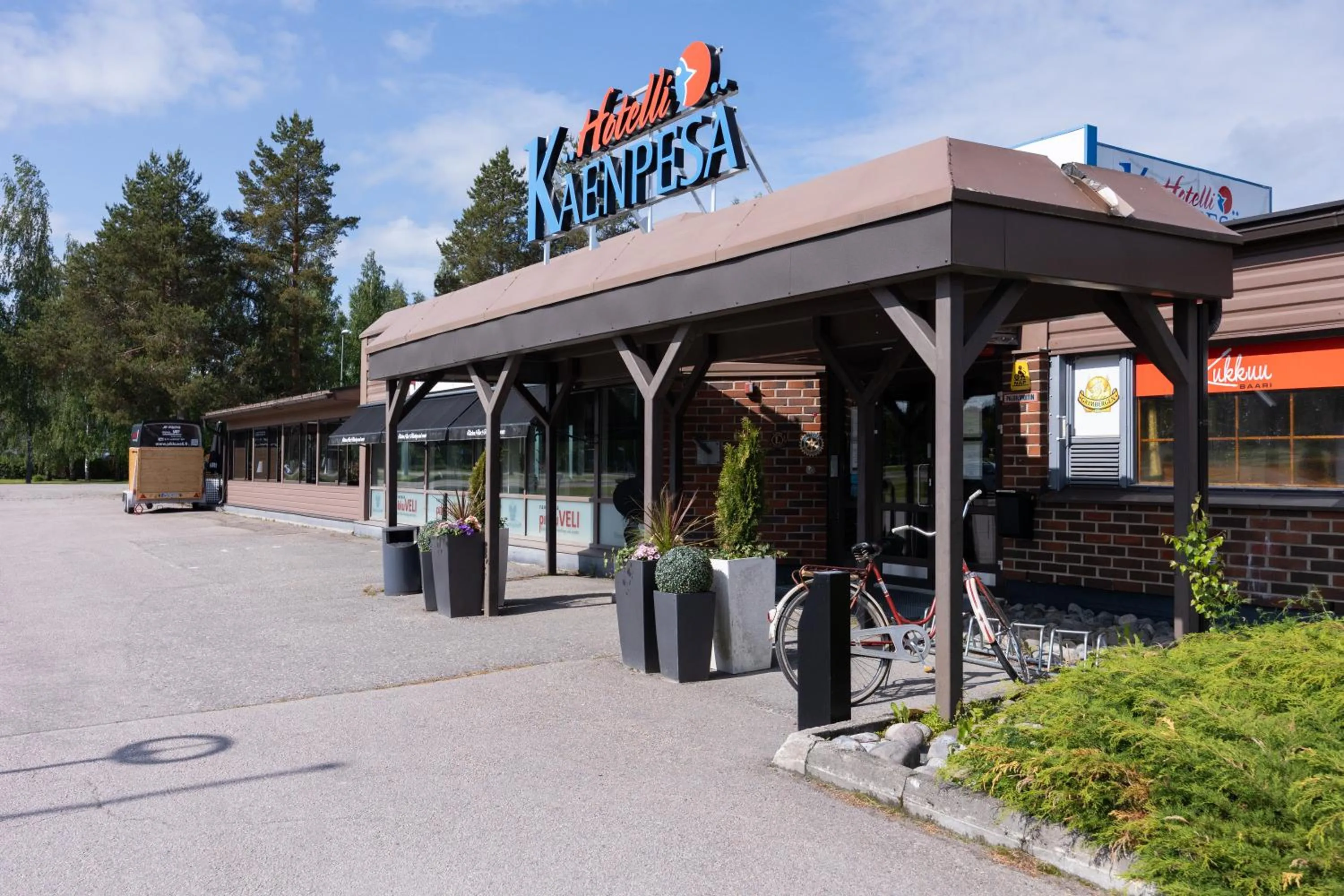 Property building in Hotel Käenpesä