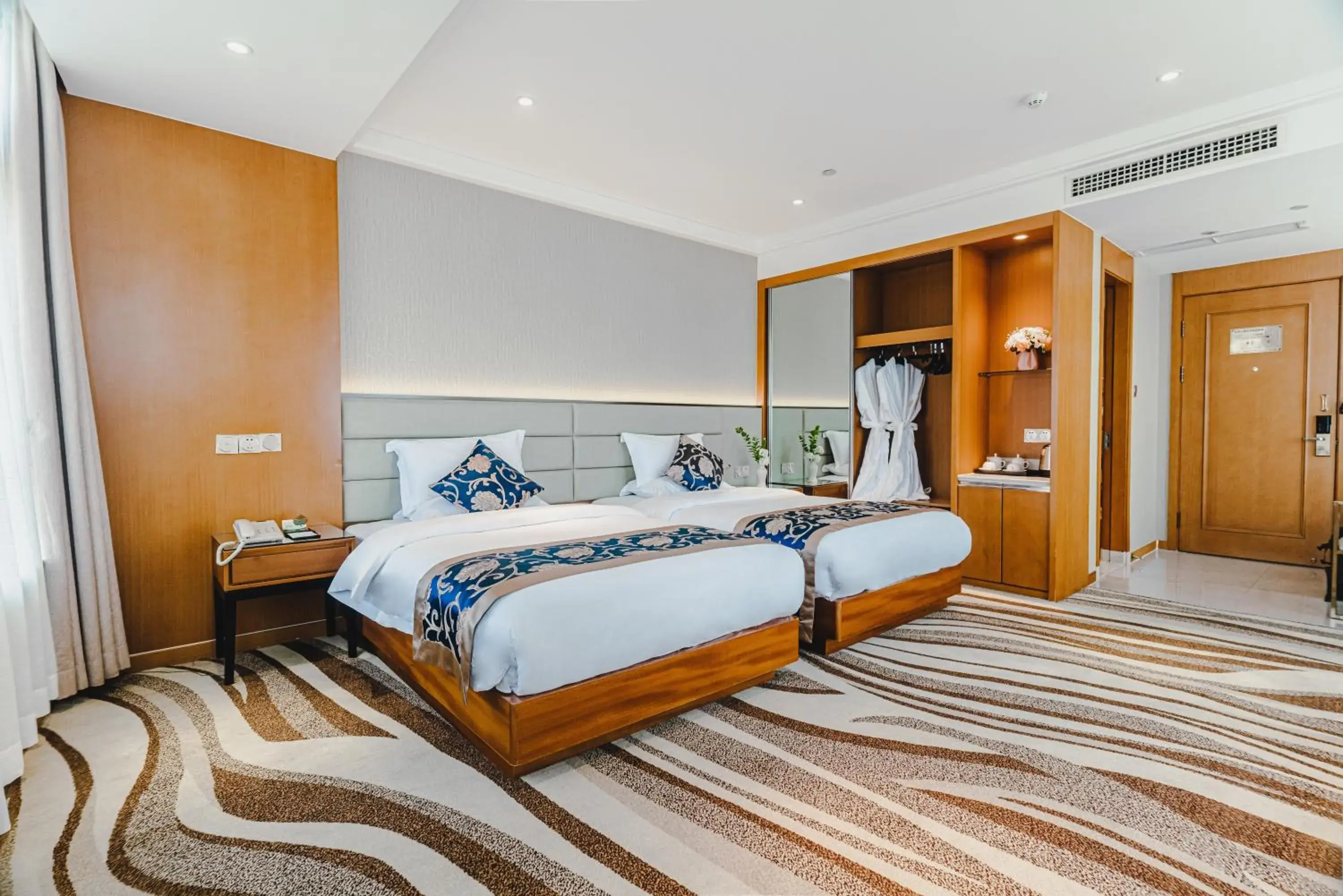 Deluxe King Room in Wenzhou Hangbin International Hotel Deluxe King Room in Wenzhou Hangbin International Hotel