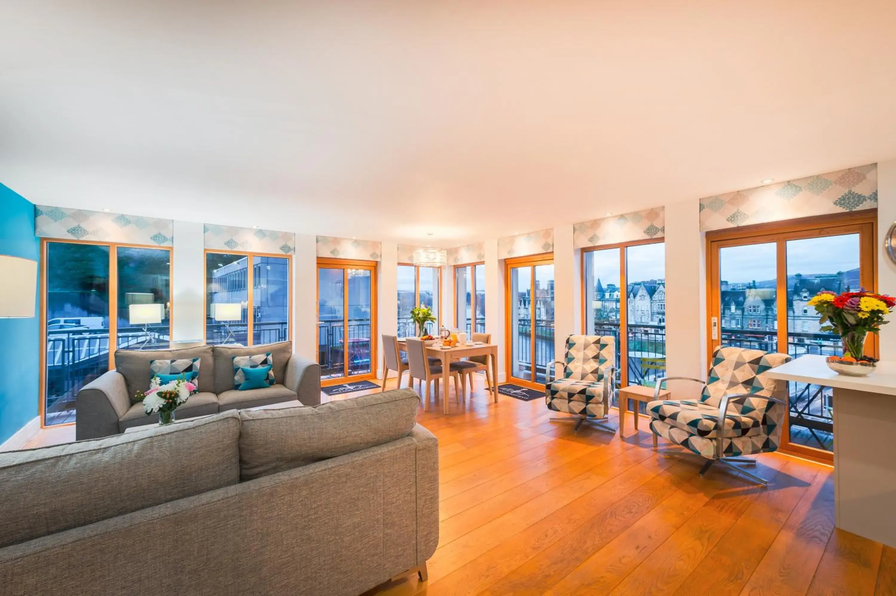 Living room in Highland Apartments by Mansley Living room in Highland Apartments by Mansley