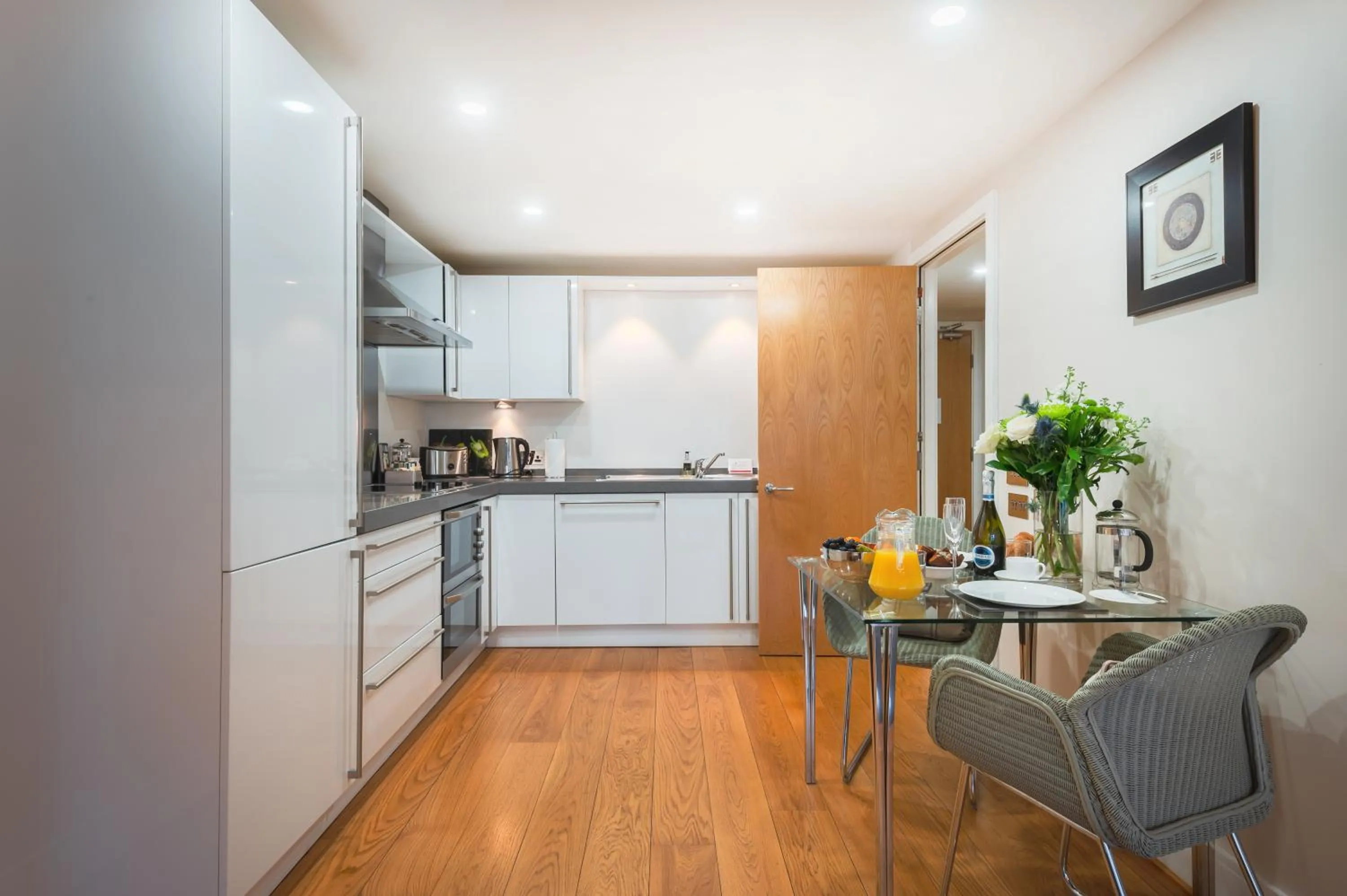 kitchen in Highland Apartments by Mansley
