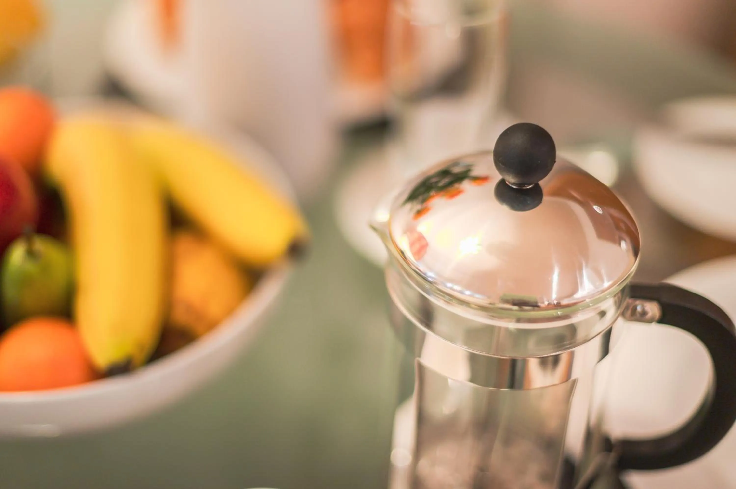 Coffee/tea facilities in Highland Apartments by Mansley