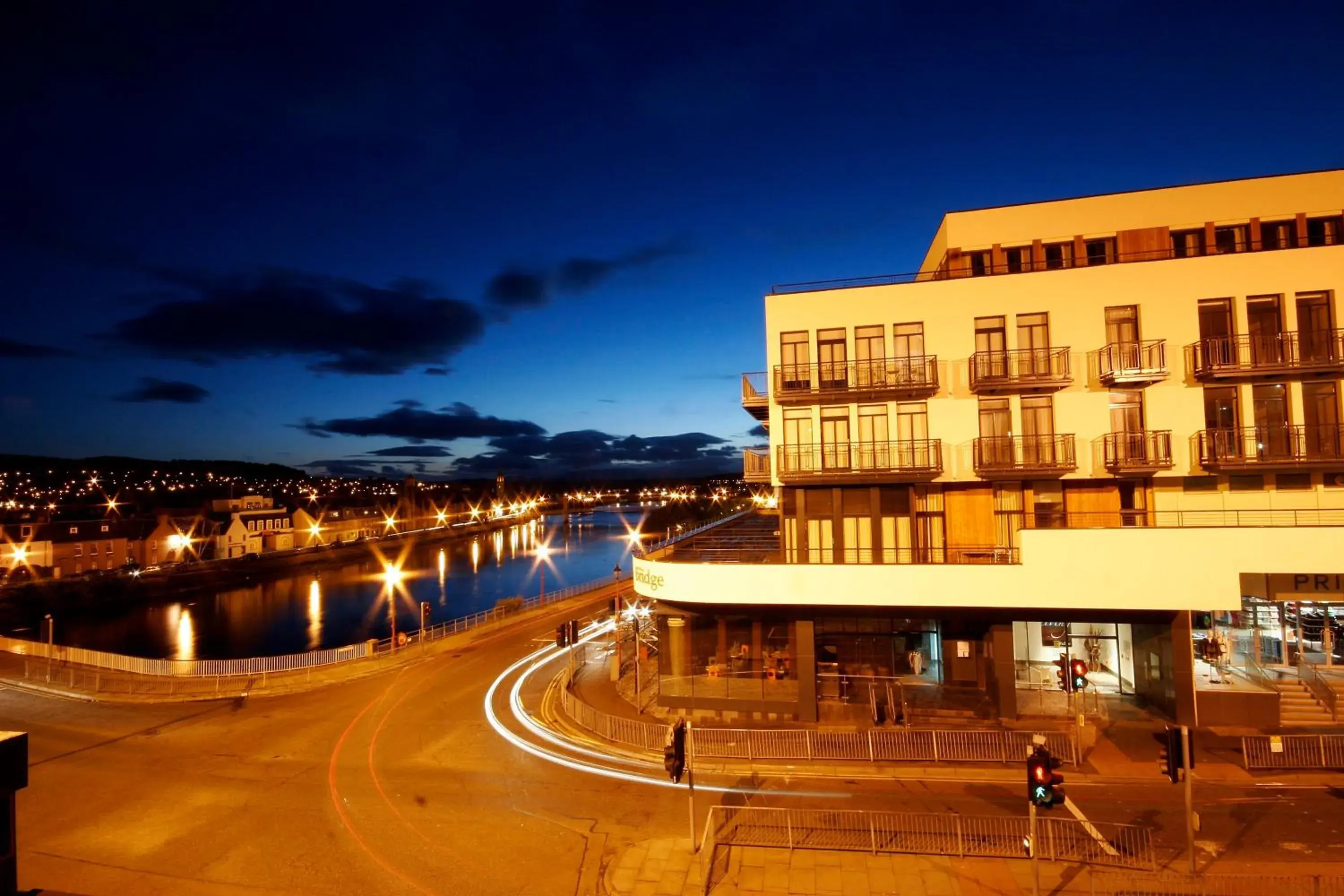Facade/entrance in Highland Apartments by Mansley Facade/entrance in Highland Apartments by Mansley