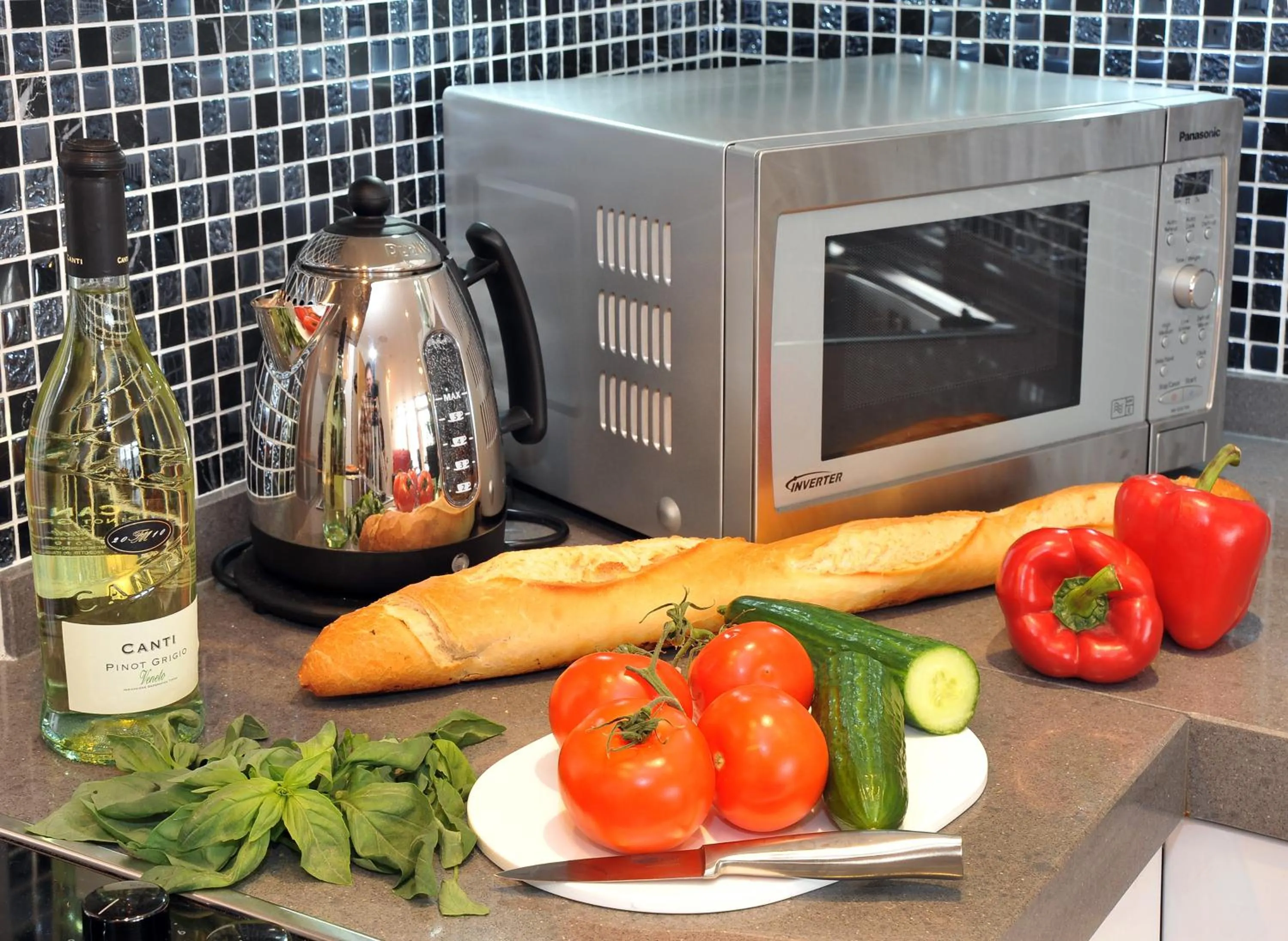 Kitchen or kitchenette in Highland Apartments by Mansley