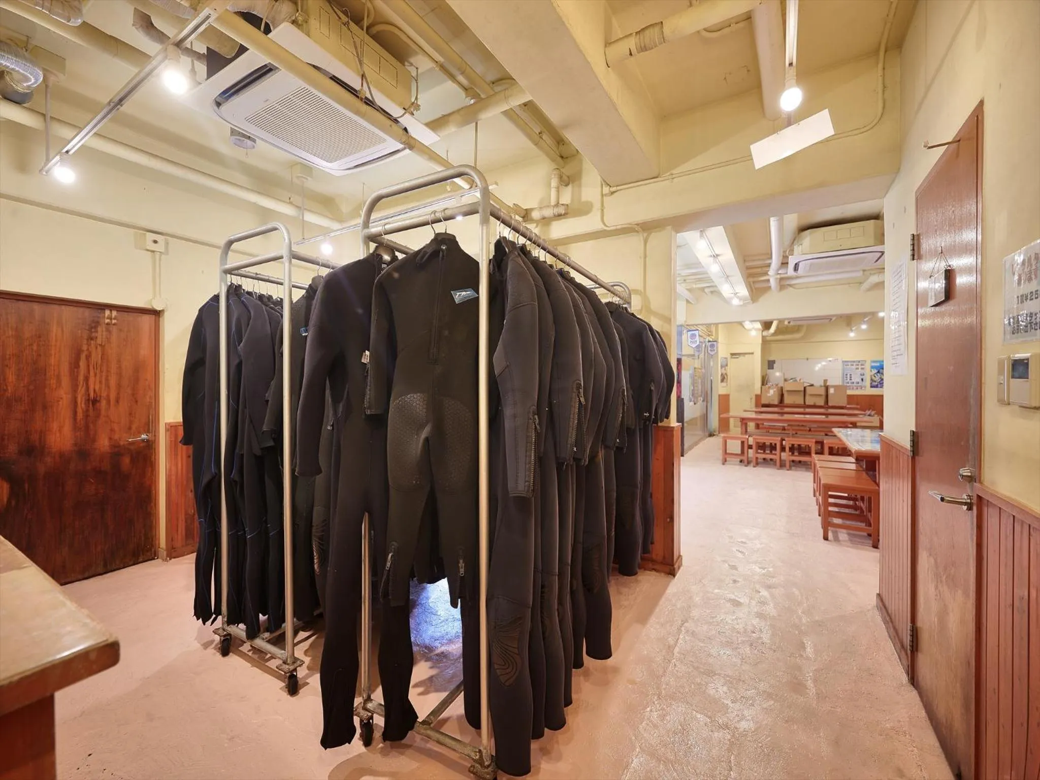 On-site shops in Ocean Resort PMC