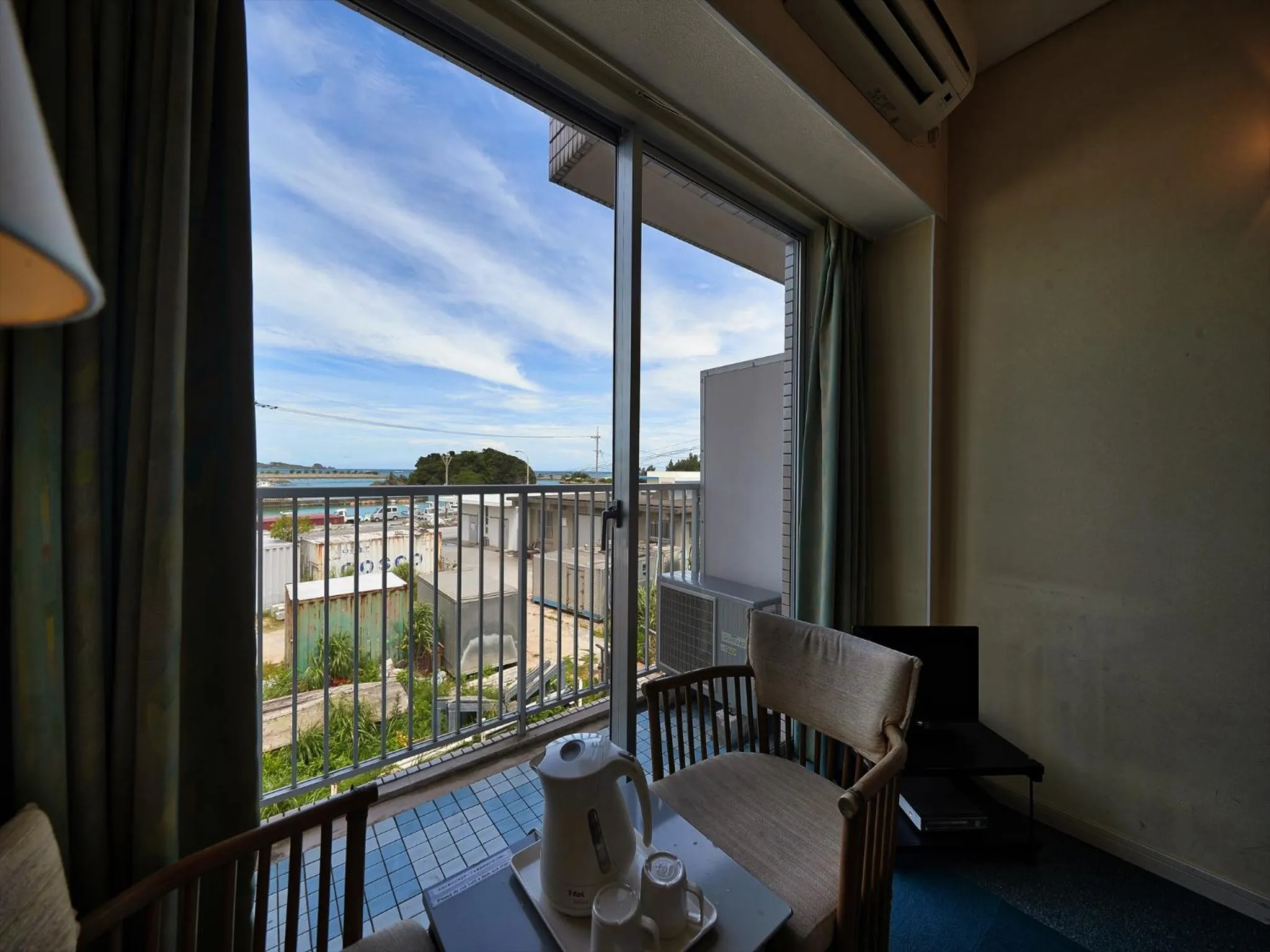 Photo of the whole room in Ocean Resort PMC