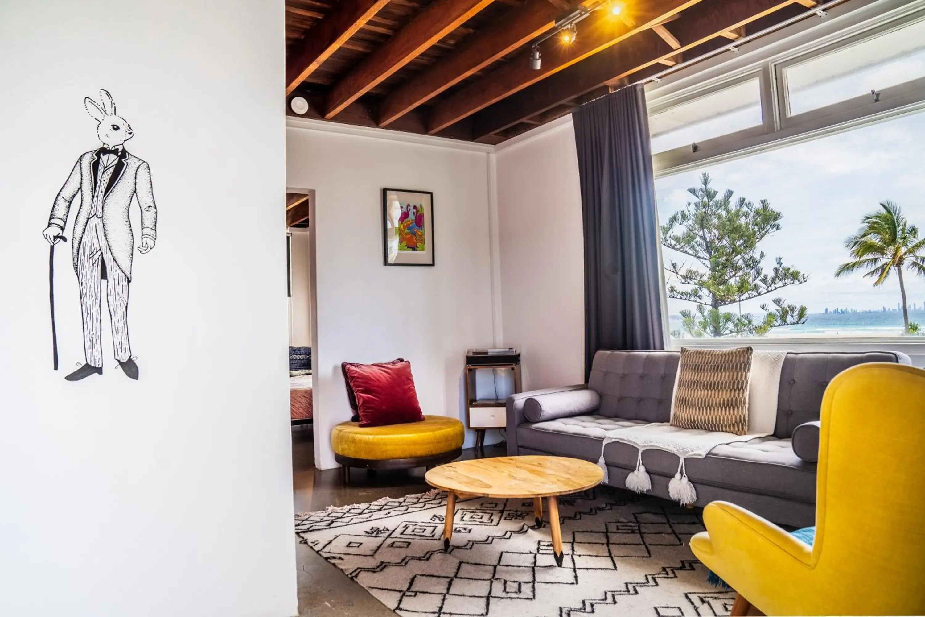 Superior King Suite in The Pink Hotel Coolangatta Superior King Suite in The Pink Hotel Coolangatta