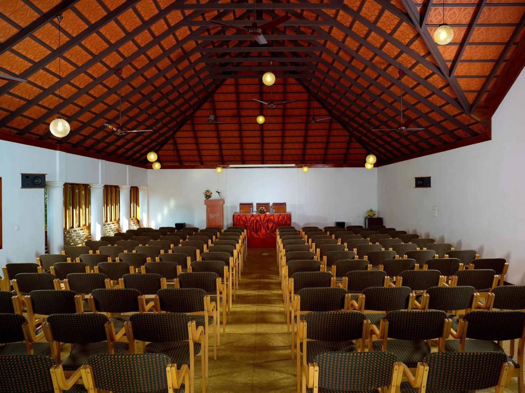 Business facilities in Elephant Court Thekkady