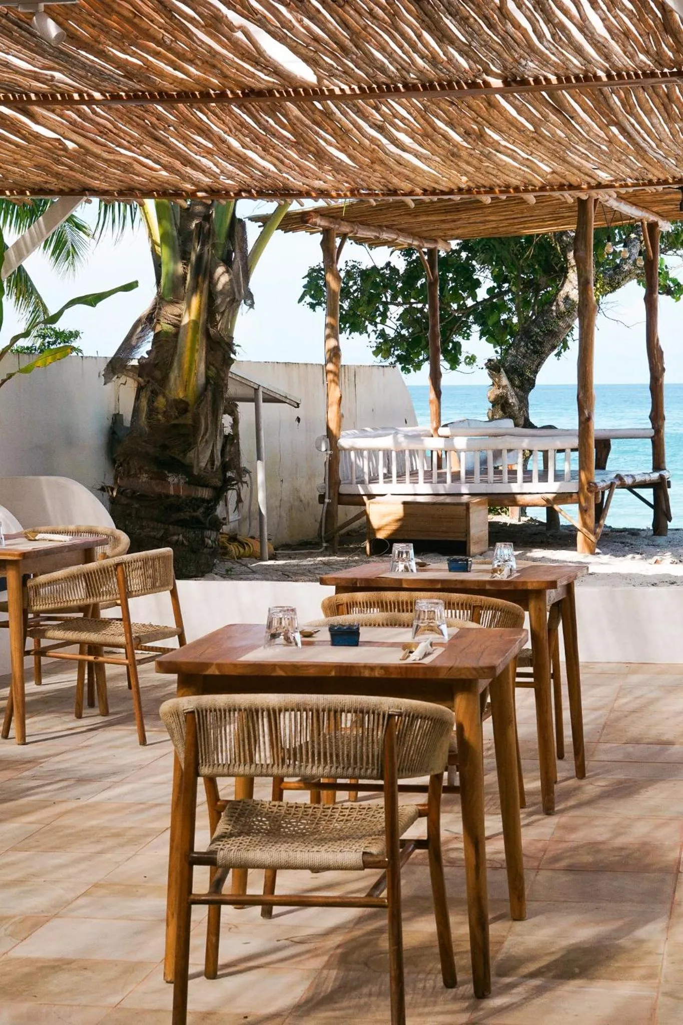 Restaurant/places to eat in Hollow Tree's Resort
