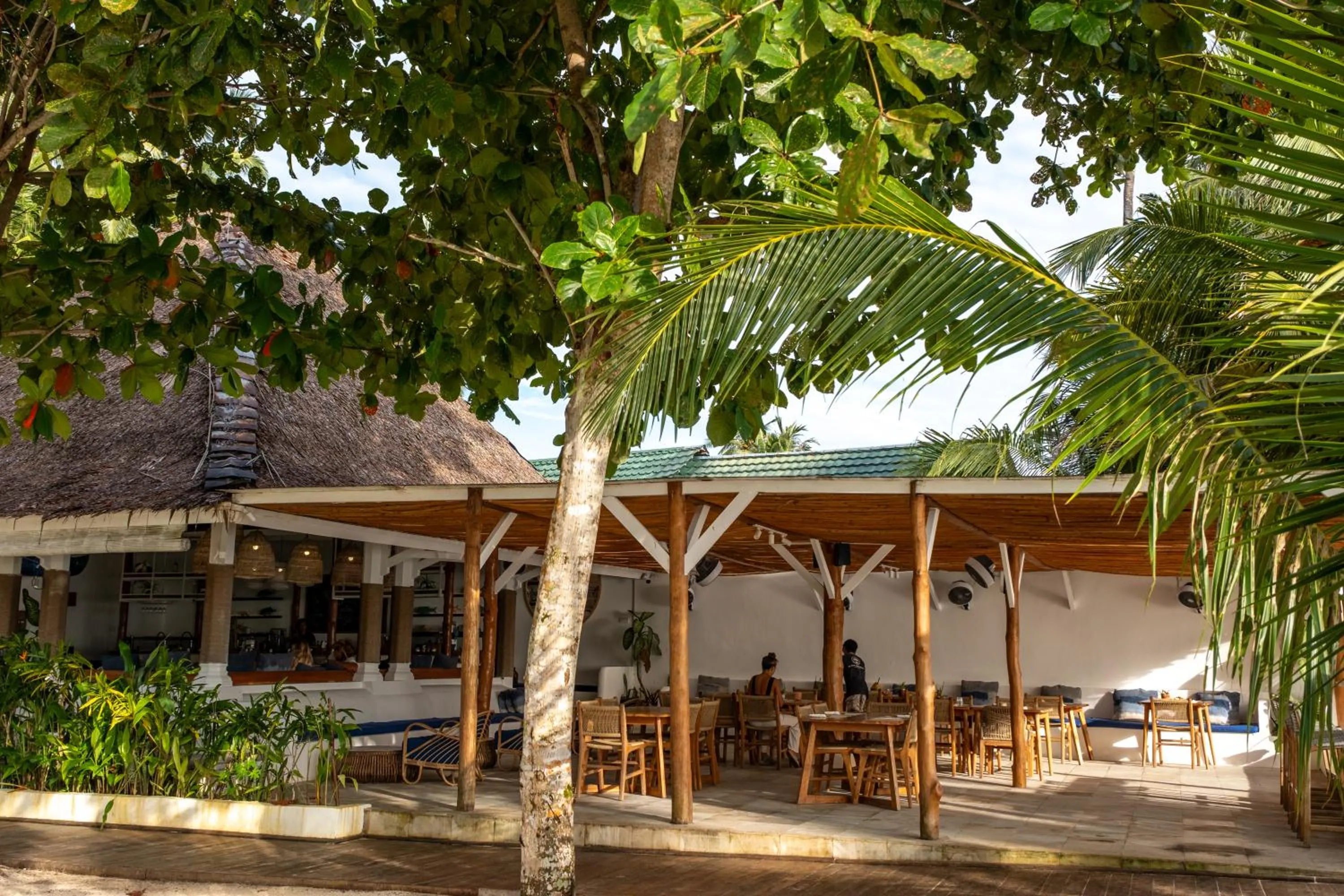 Restaurant/places to eat in Hollow Tree's Resort