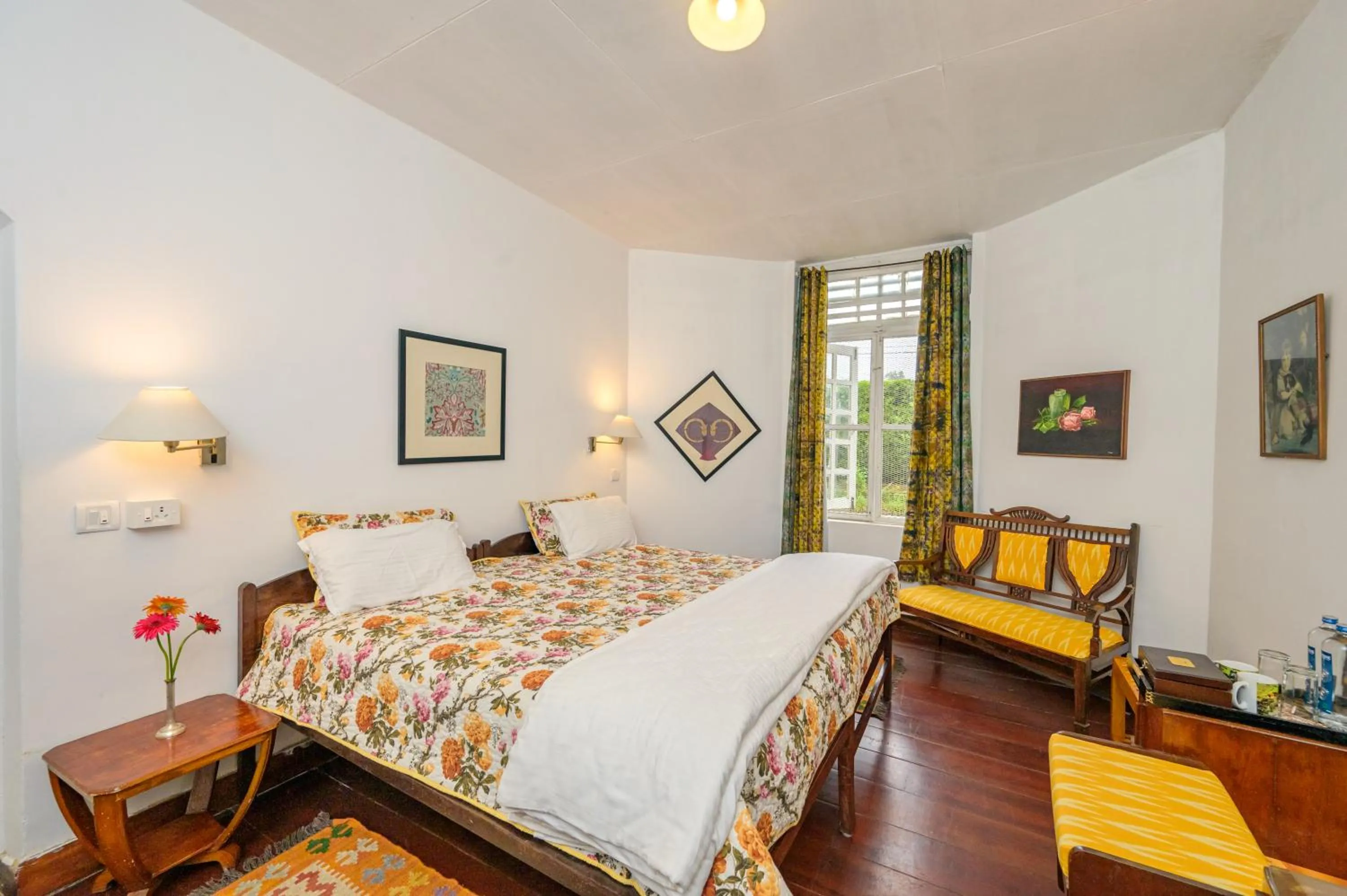 Photo of the whole room, Bed in Neemrana's Wallwood Garden