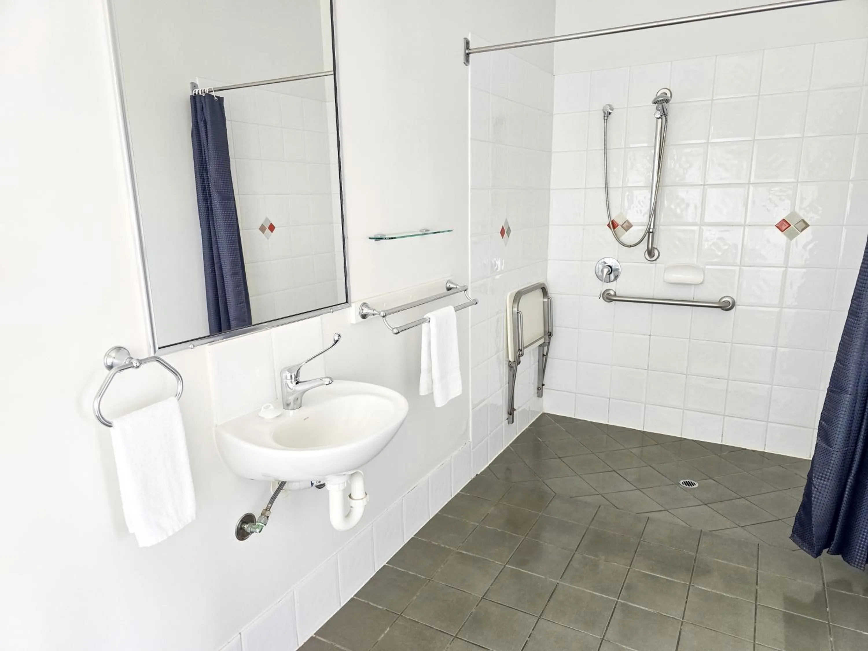 Ascot Lodge Motor Inn