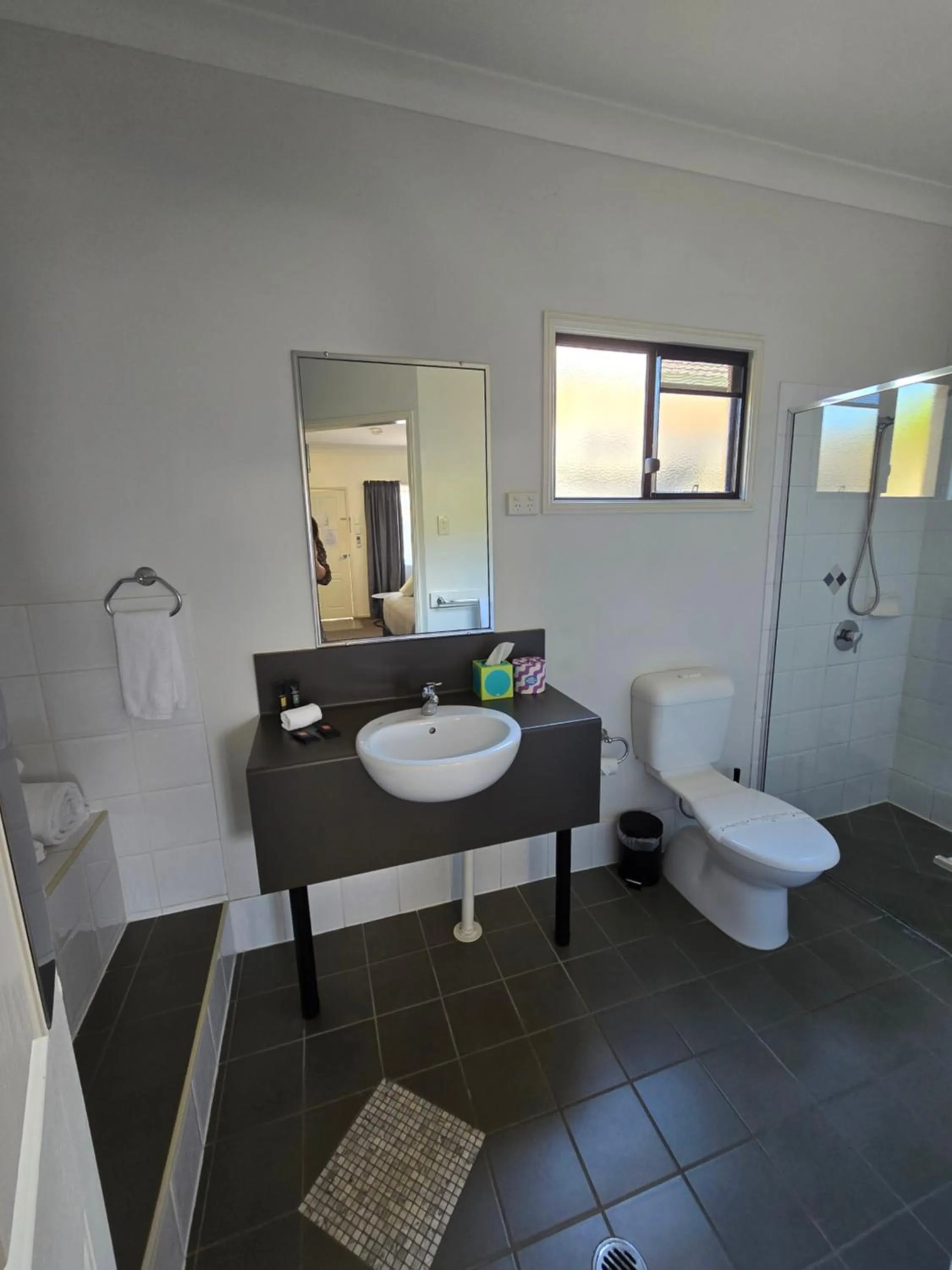 Ascot Lodge Motor Inn