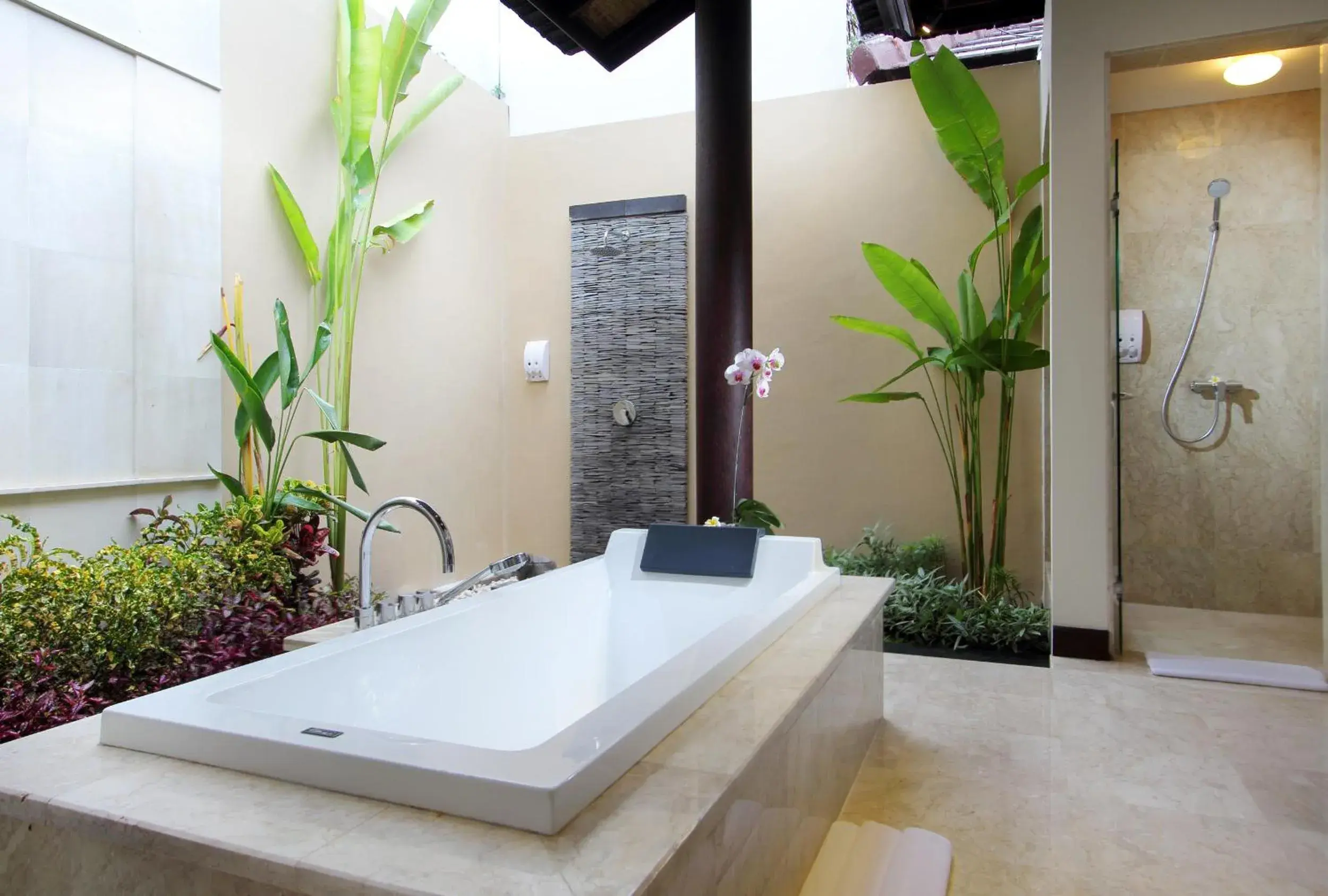 Shower in RC Villas and Spa Bali Shower in RC Villas and Spa Bali