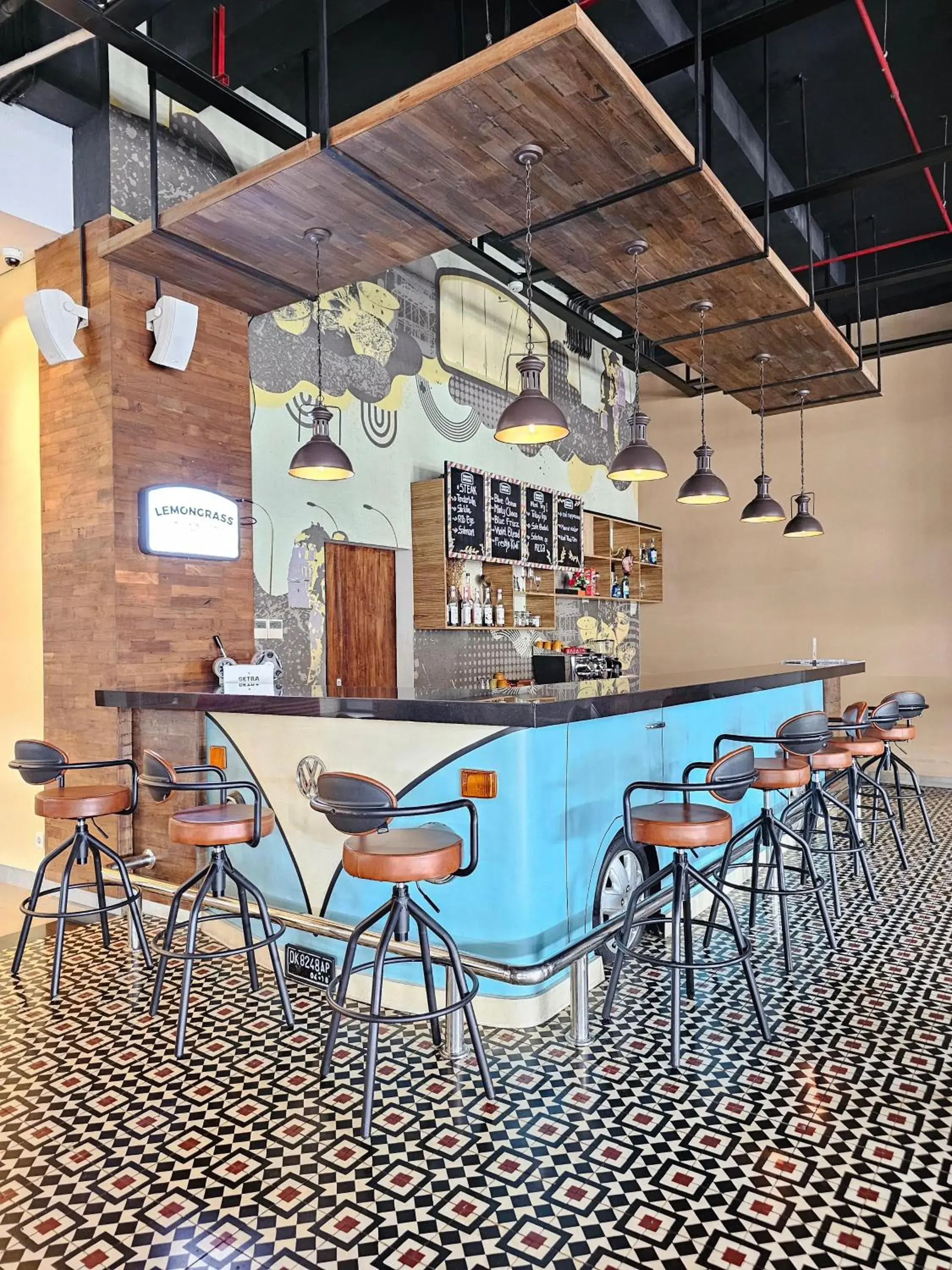 Lounge or bar in Hotel Fortunagrande Jember By Fosia Hotels Lounge or bar in Hotel Fortunagrande Jember By Fosia Hotels