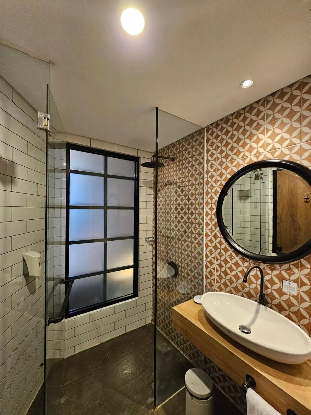 Deluxe Double or Twin Room in Hotel Fortunagrande Jember By Fosia Hotels Deluxe Double or Twin Room in Hotel Fortunagrande Jember By Fosia Hotels