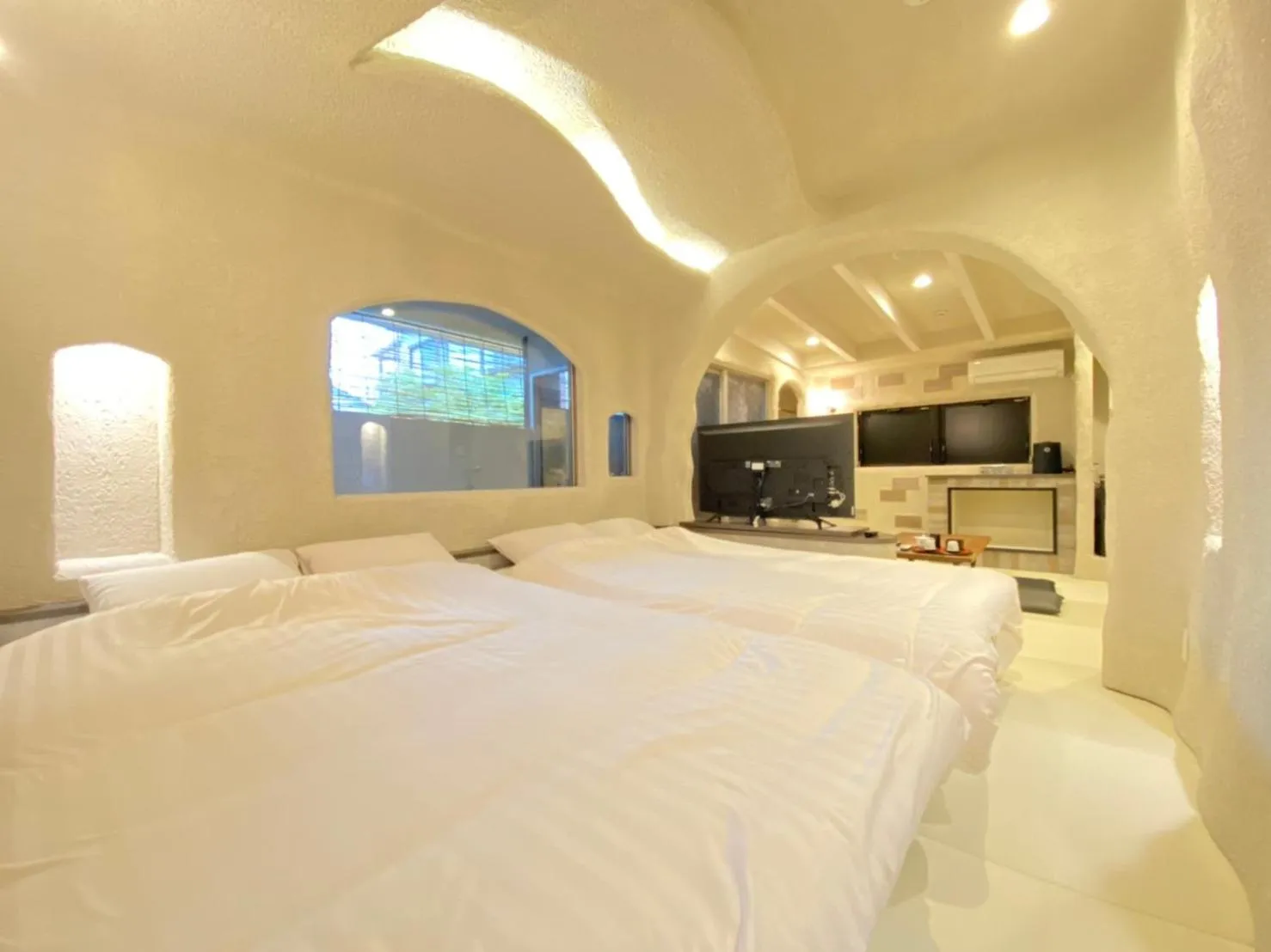 Bed in Hana No Shizuku