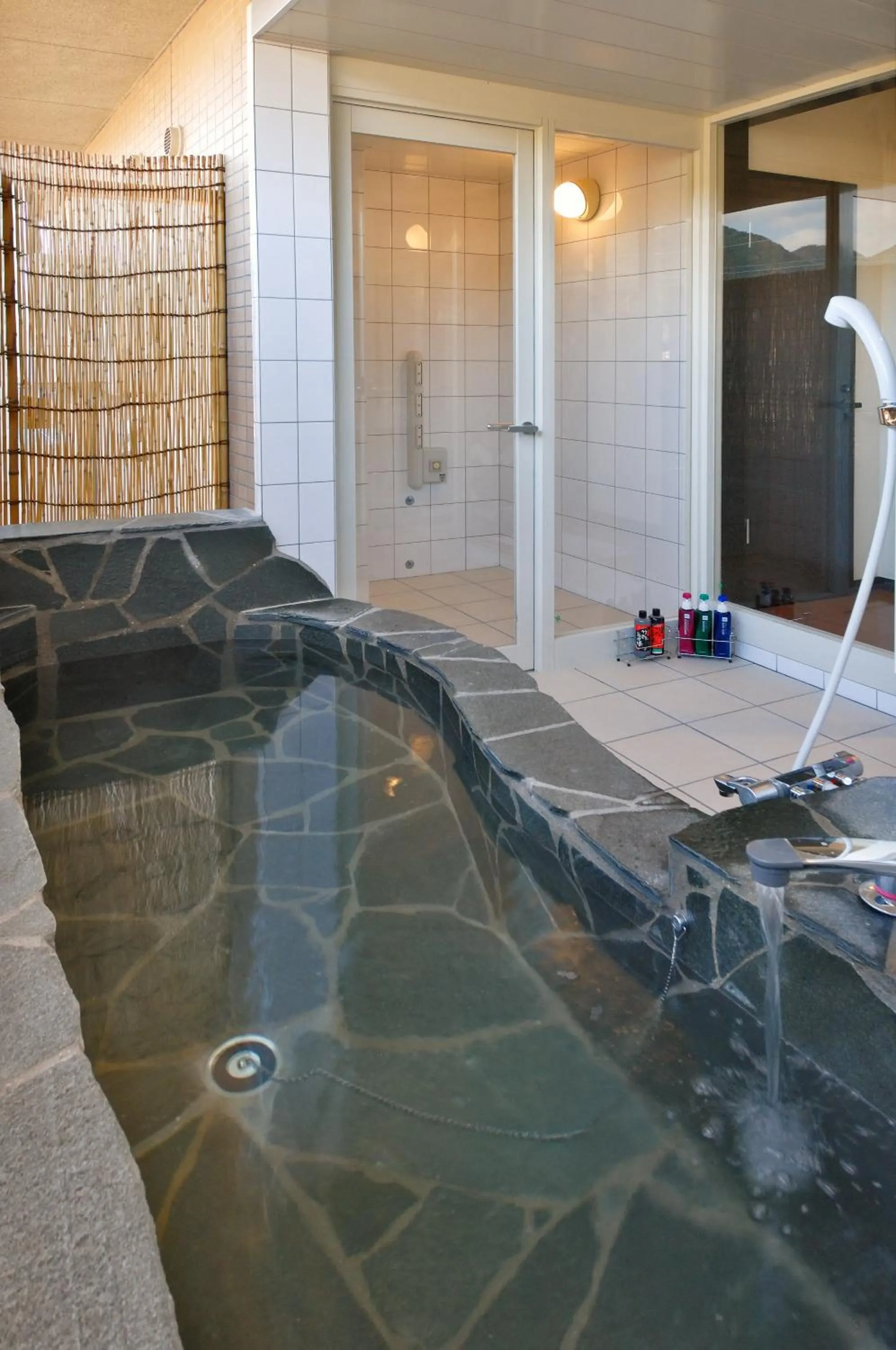 Hot Spring Bath in Hana No Shizuku