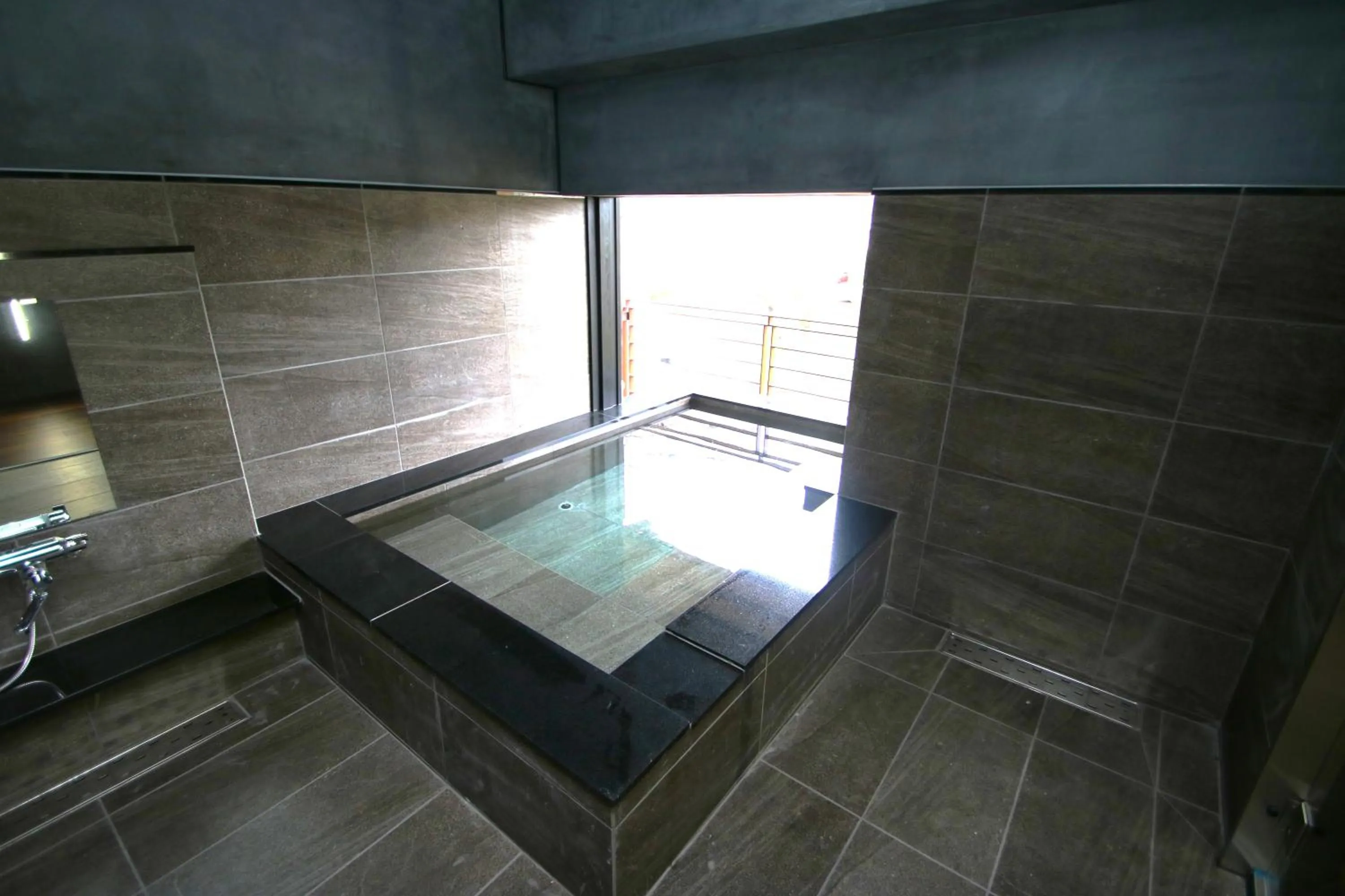 Bathroom in Hana No Shizuku