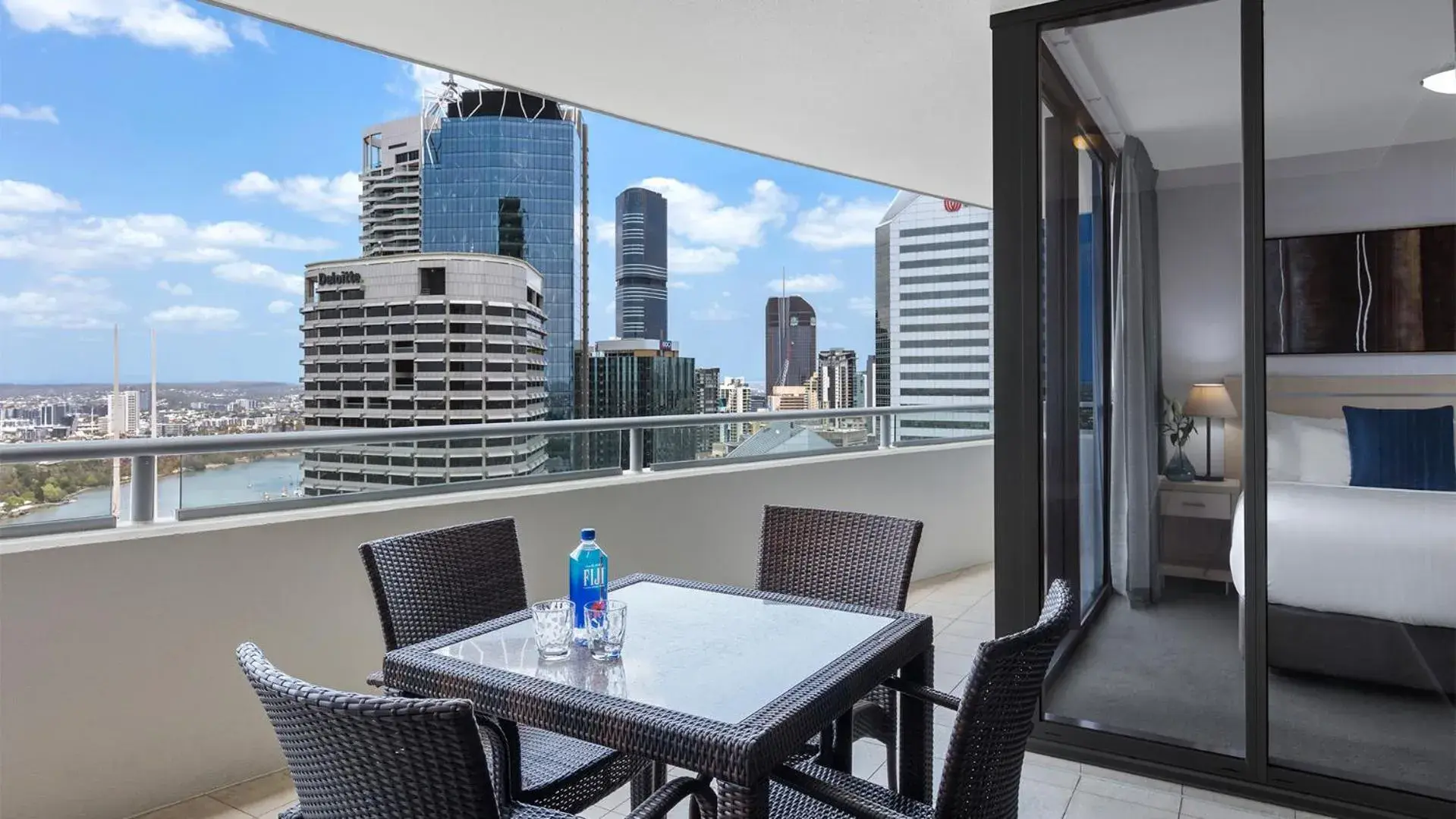 View (from property/room), Bed in Oaks Brisbane Aurora Suites View (from property/room), Bed in Oaks Brisbane Aurora Suites