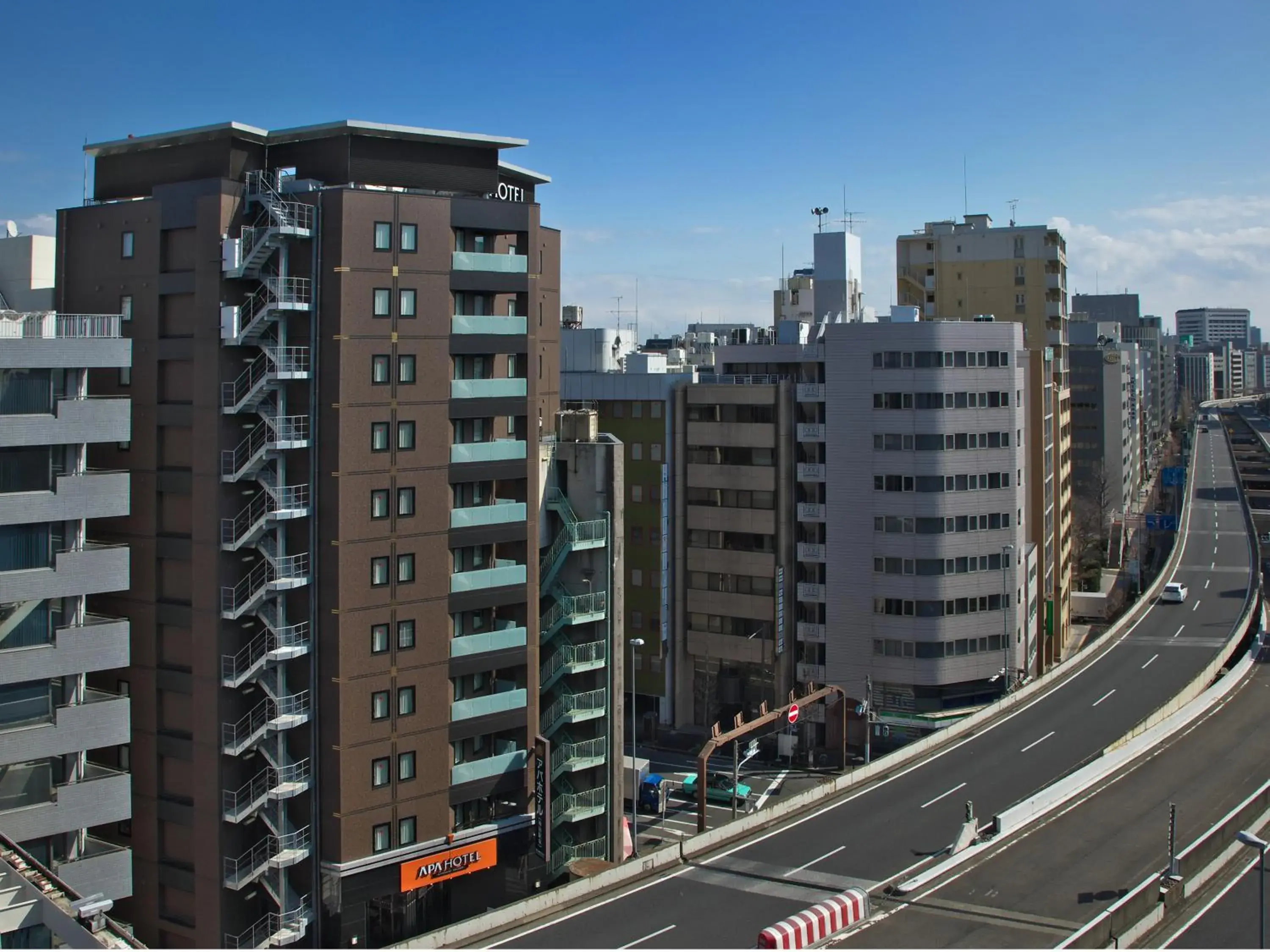Property building in APA Hotel Kanda Ekihigashi Property building in APA Hotel Kanda Ekihigashi
