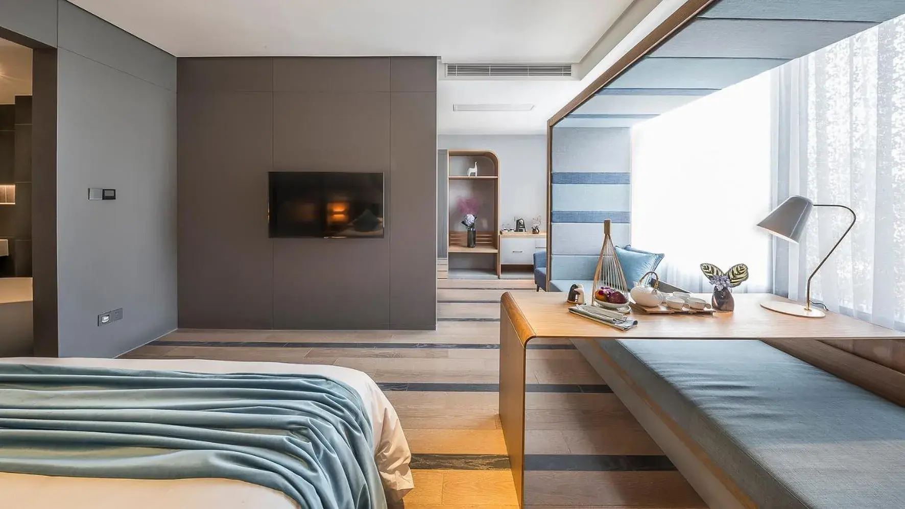 Decorative detail, Bed in Shanghai Pagoda INNO Hotel Decorative detail, Bed in Shanghai Pagoda INNO Hotel