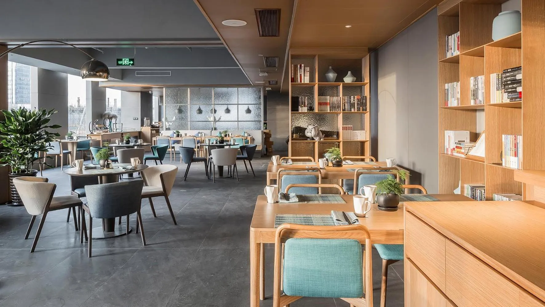 Restaurant/places to eat in Shanghai Pagoda INNO Hotel