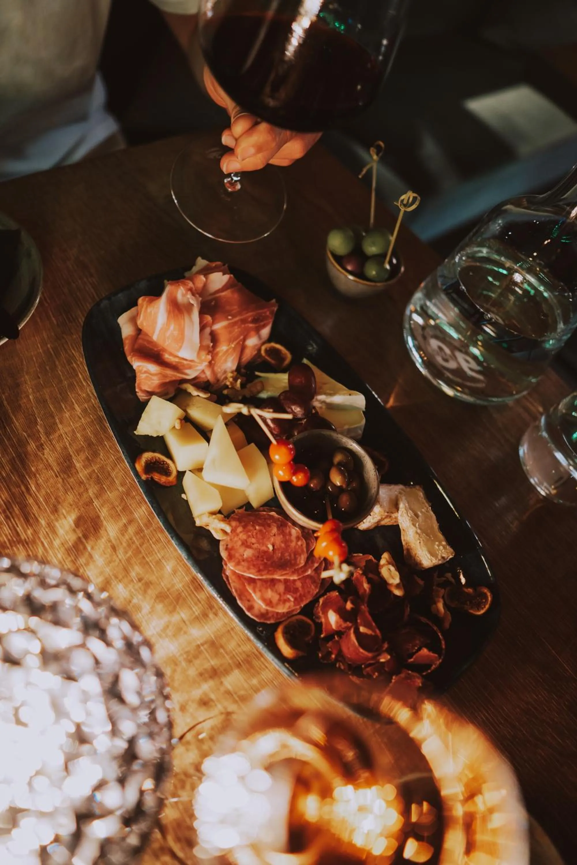 Lounge or bar in MONS suites wine passion