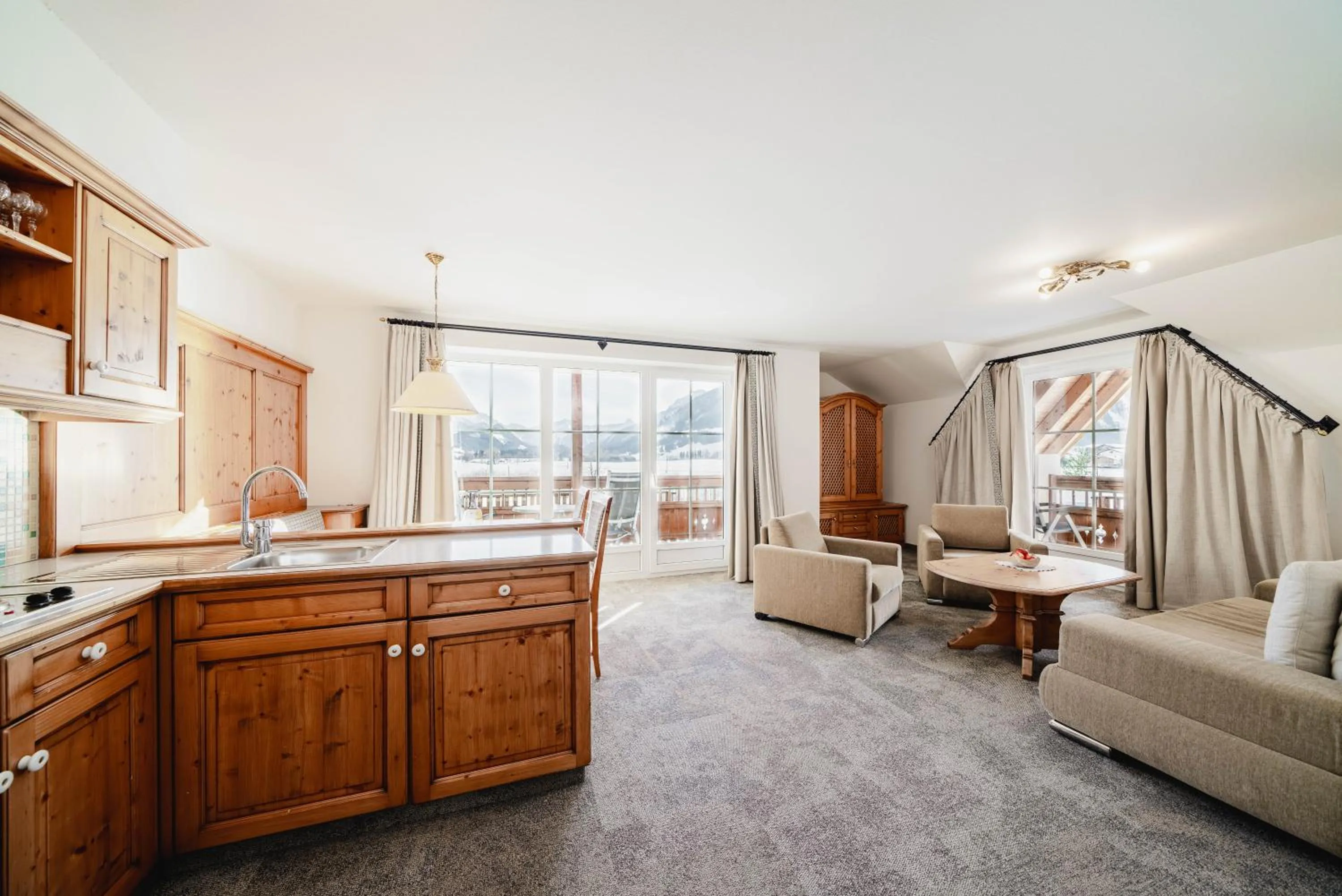 Photo of the whole room in MONS suites wine passion