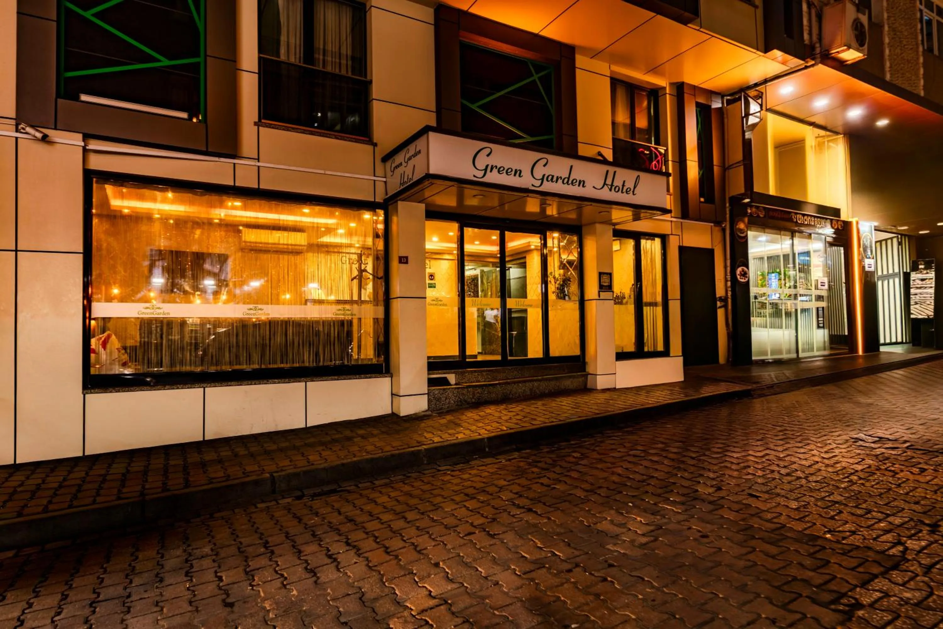 Property building in Green Garden Hotel - Bahçelievler