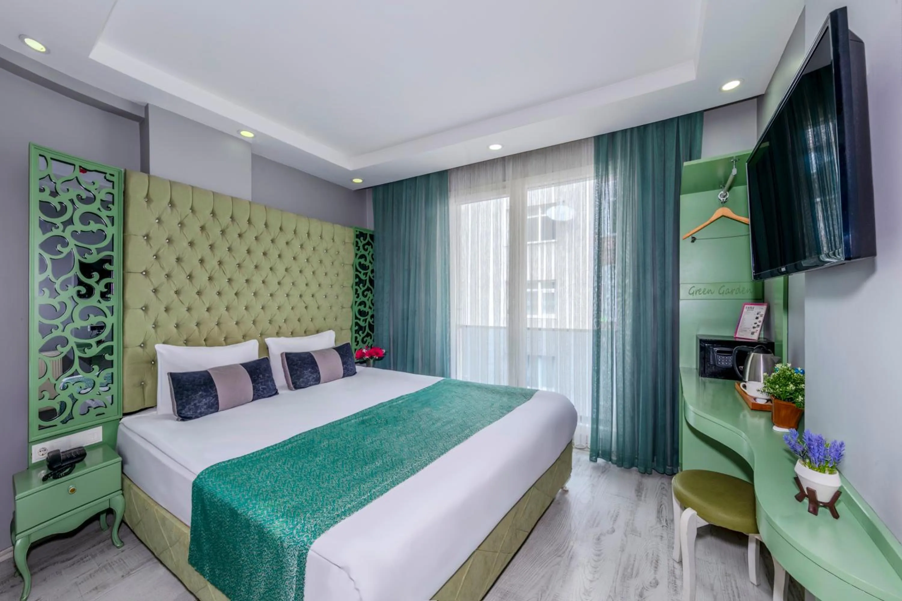 Bed in Green Garden Hotel - Bahçelievler