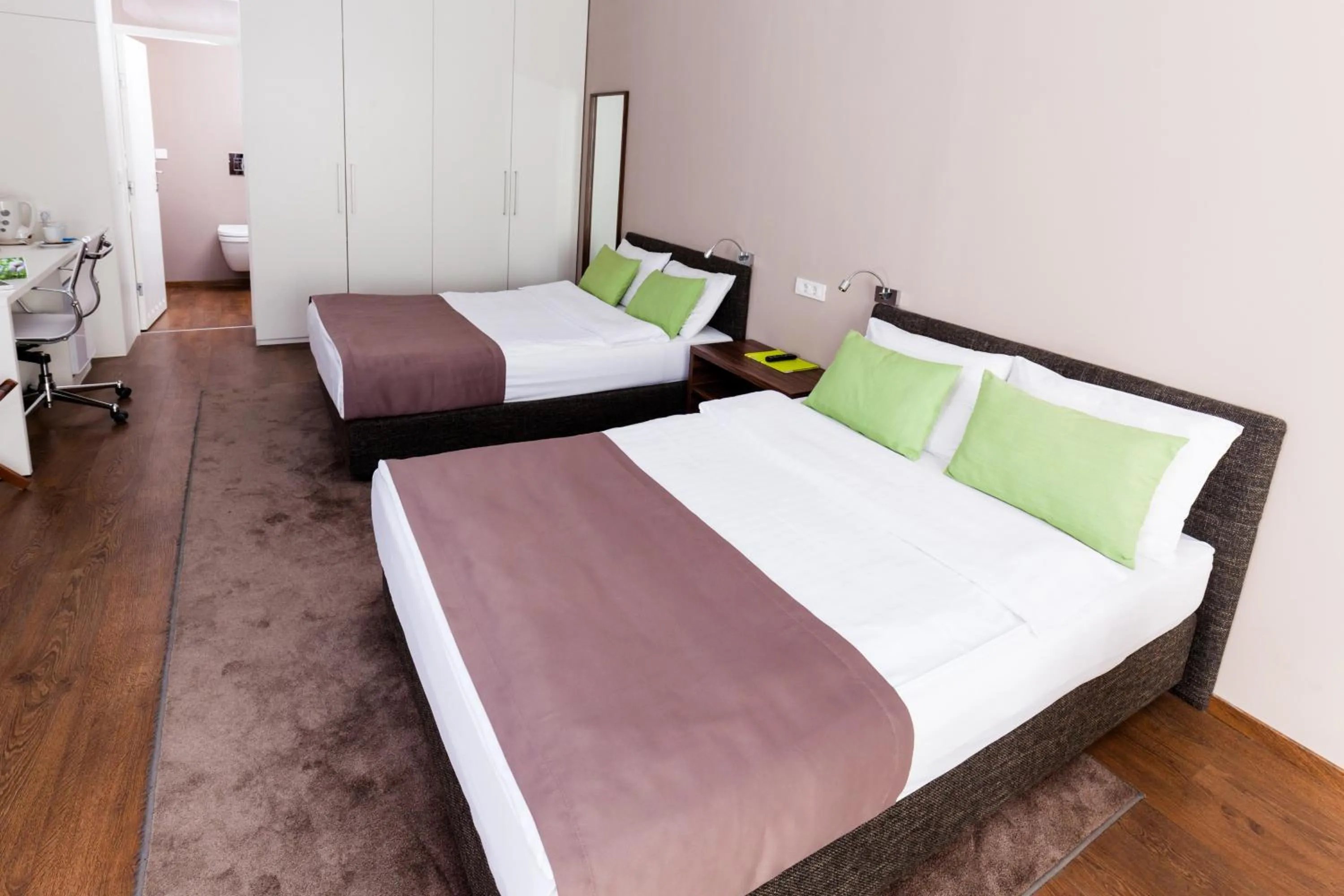 Spring, Bed in Adresa Suites