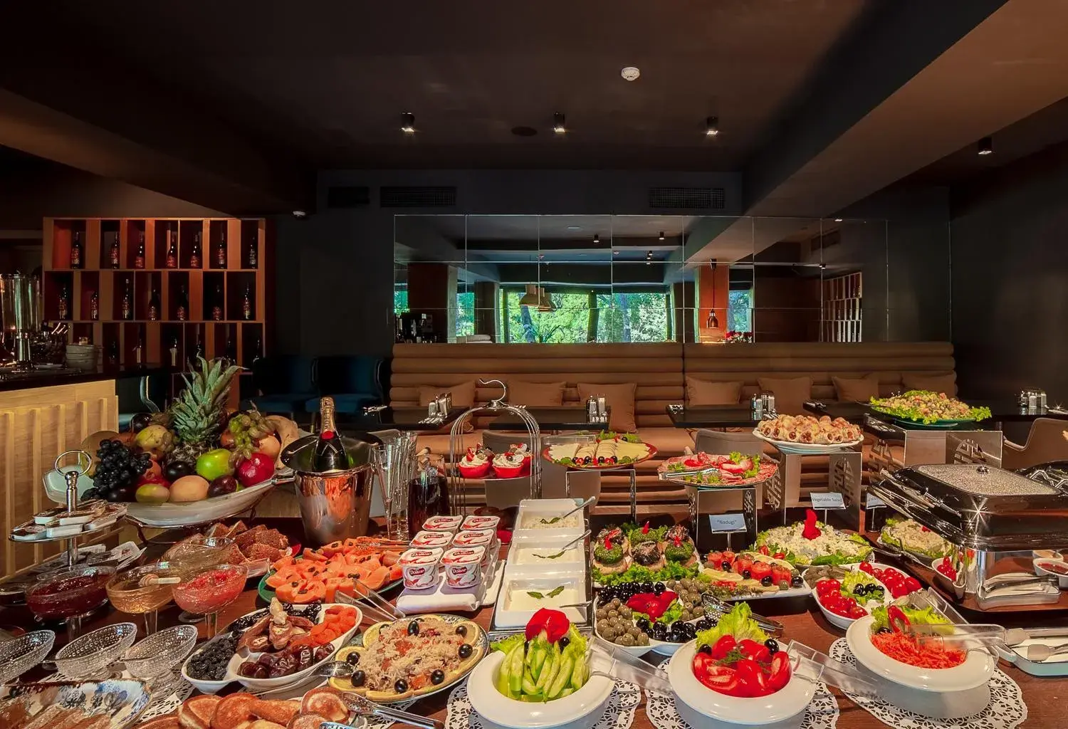 Restaurant/places to eat in Folk Boutique Hotel Restaurant/places to eat in Folk Boutique Hotel