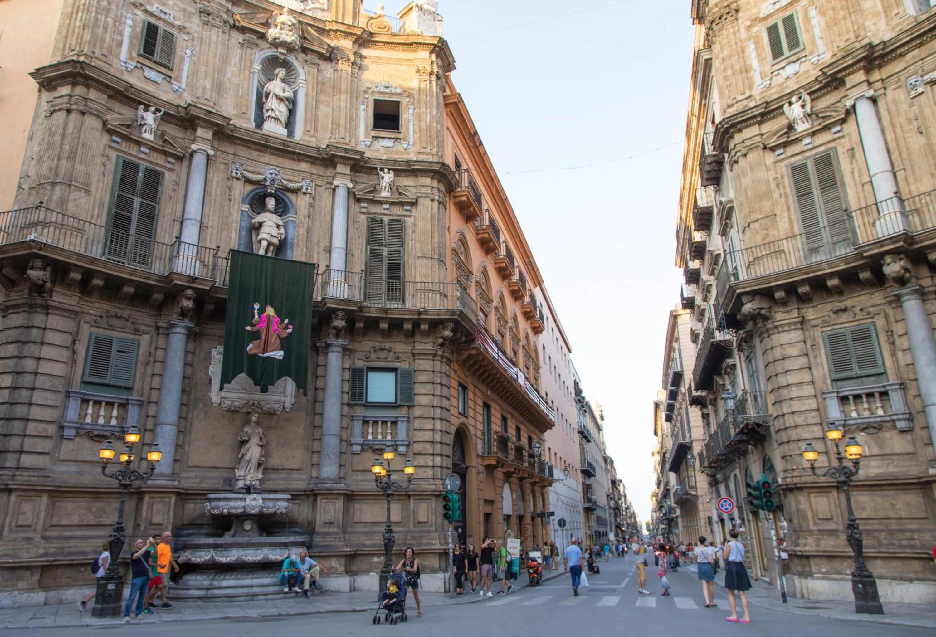 Neighbourhood in Suite Quaroni