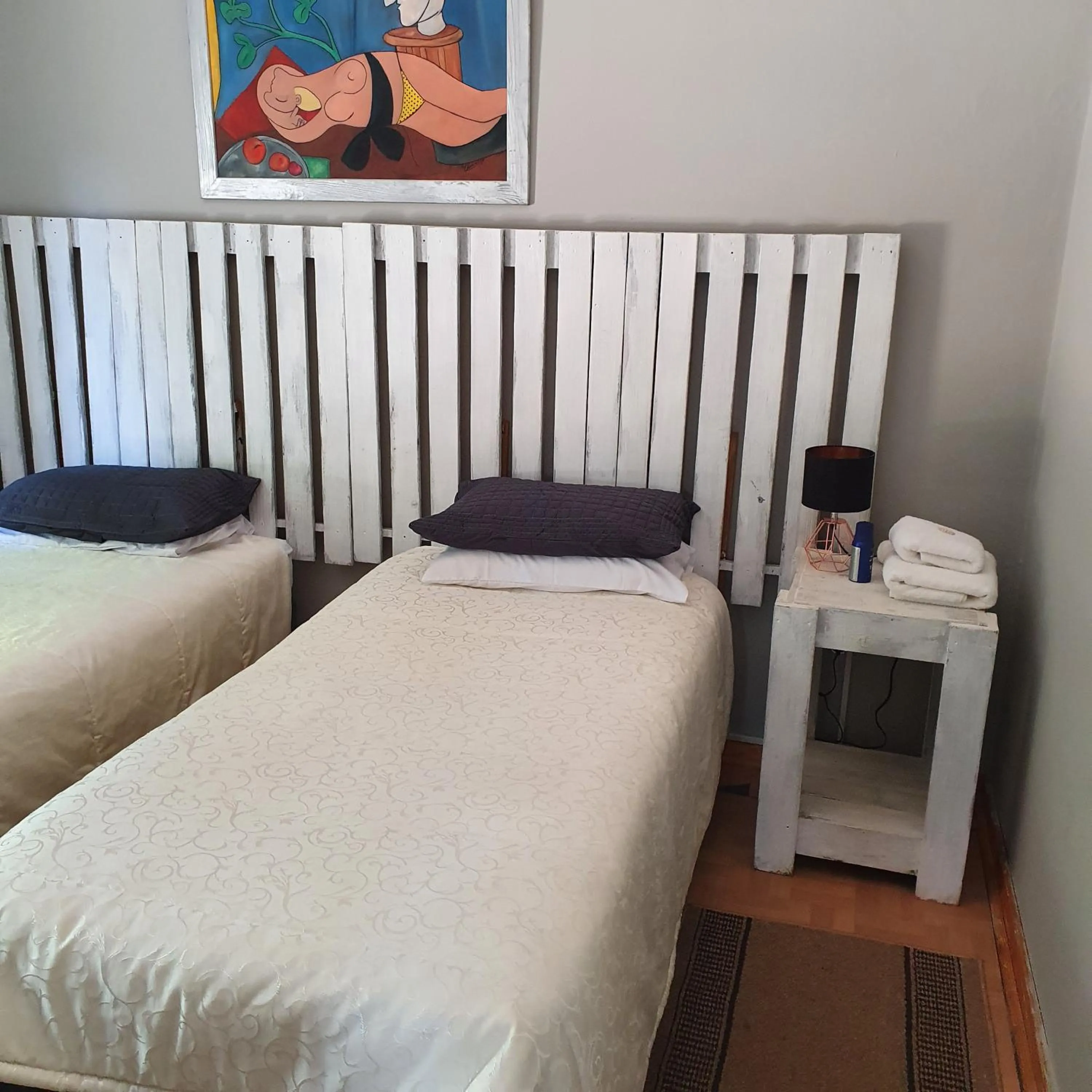 Photo of the whole room, Bed in New Beginnings B&B