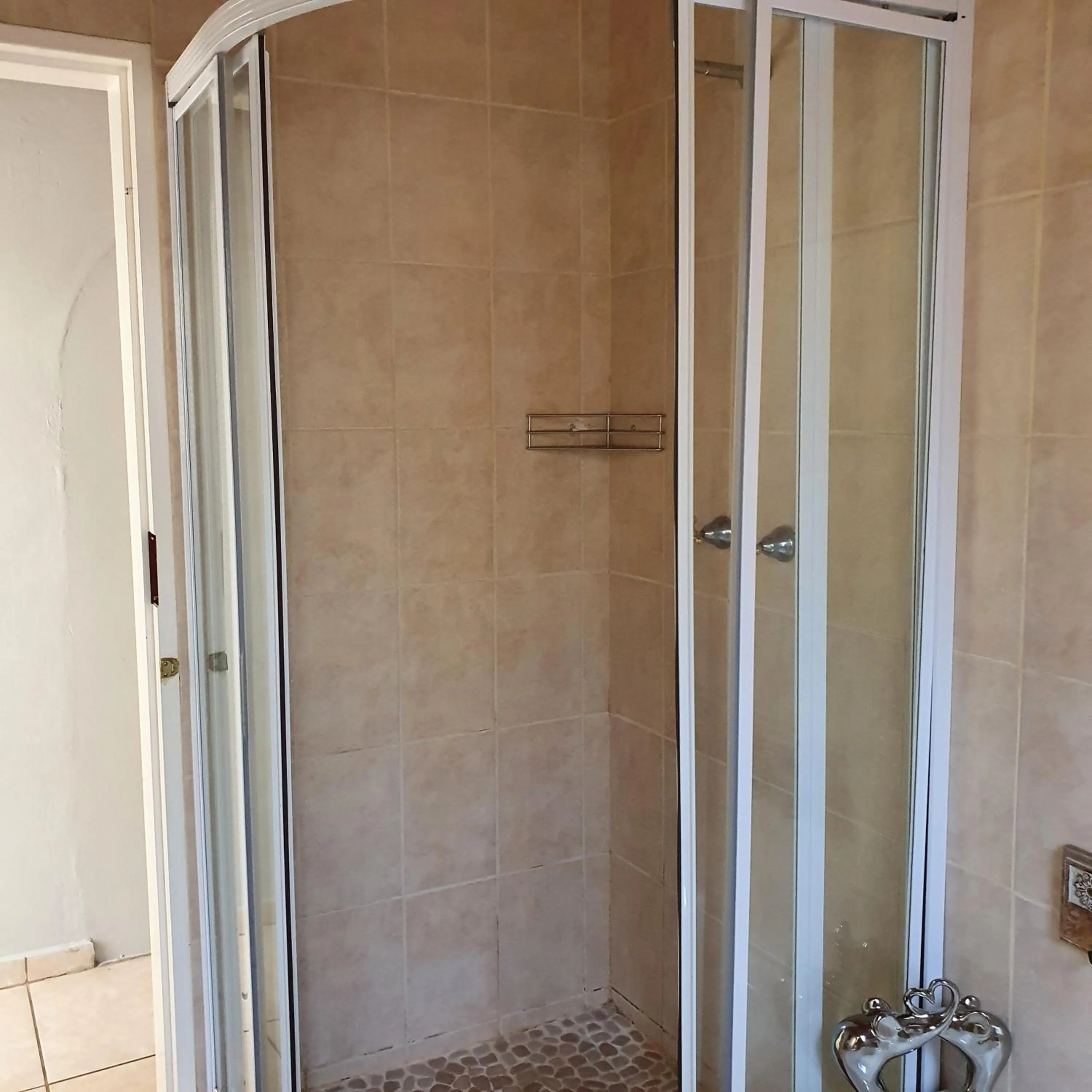 Shower in New Beginnings B&B