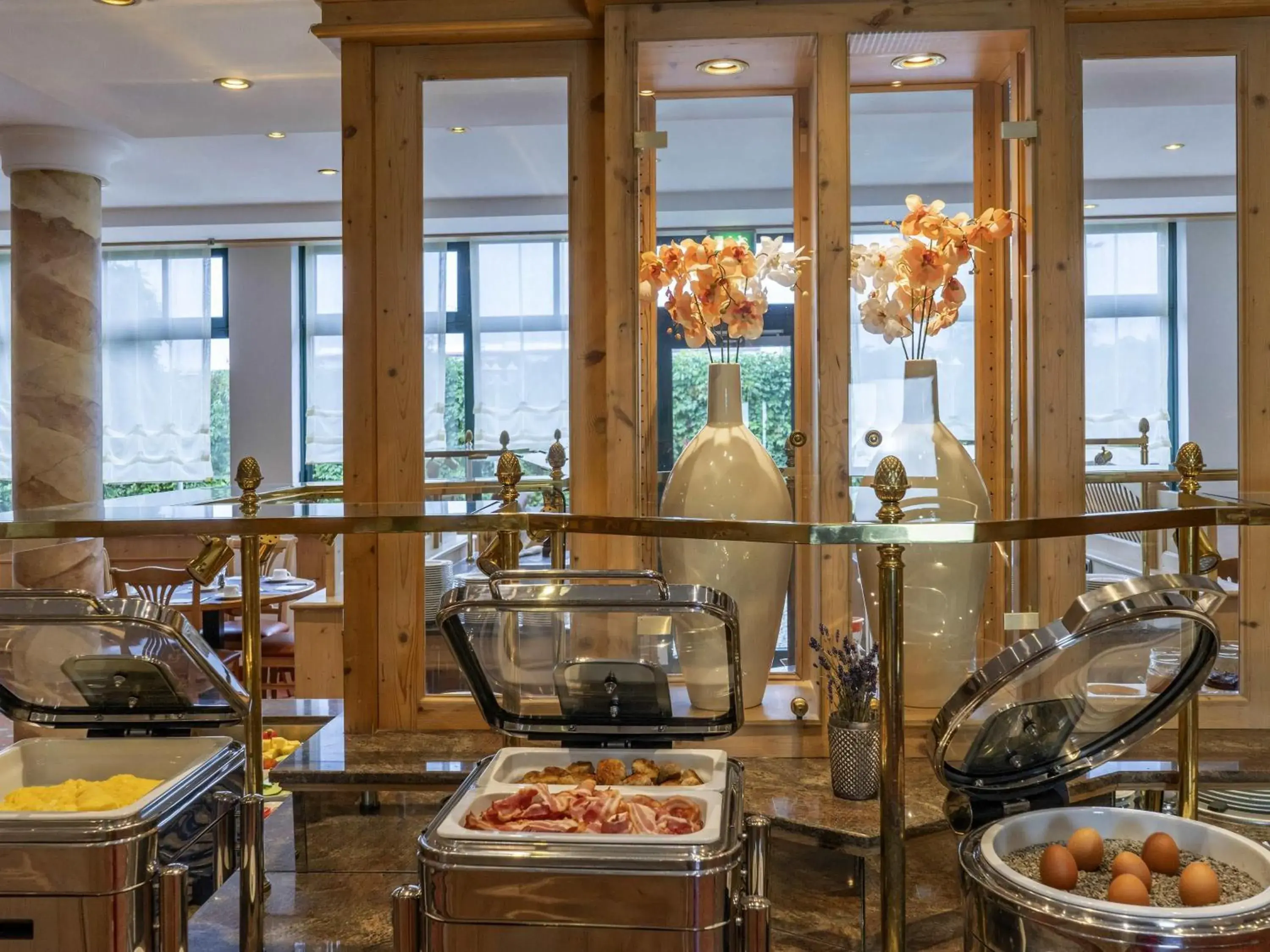 Restaurant/places to eat in Atomis Hotel Munich Airport by Mercure Restaurant/places to eat in Atomis Hotel Munich Airport by Mercure