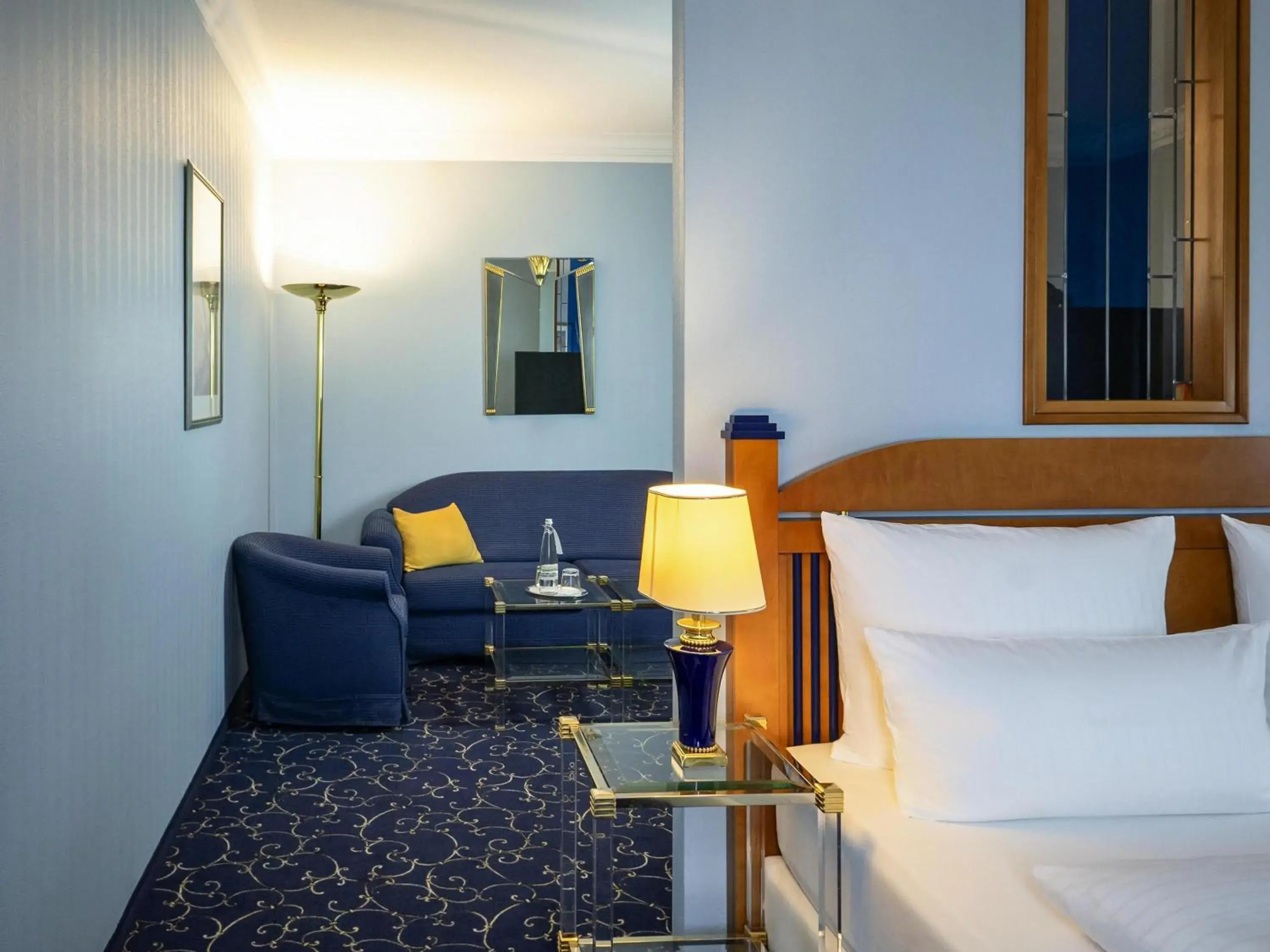 Executive King Suite with one Pull-Out Bed - single occupancy in Atomis Hotel Munich Airport by Mercure Executive King Suite with one Pull-Out Bed - single occupancy in Atomis Hotel Munich Airport by Mercure