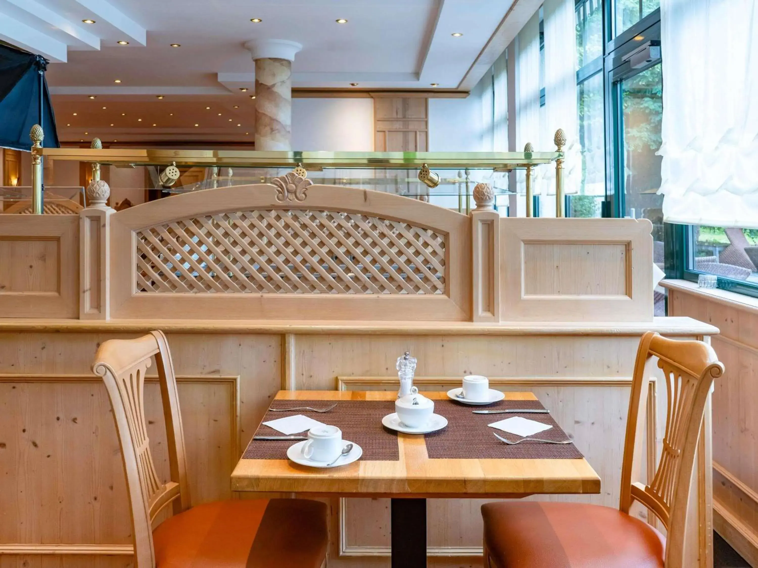 Restaurant/places to eat in Atomis Hotel Munich Airport by Mercure Restaurant/places to eat in Atomis Hotel Munich Airport by Mercure