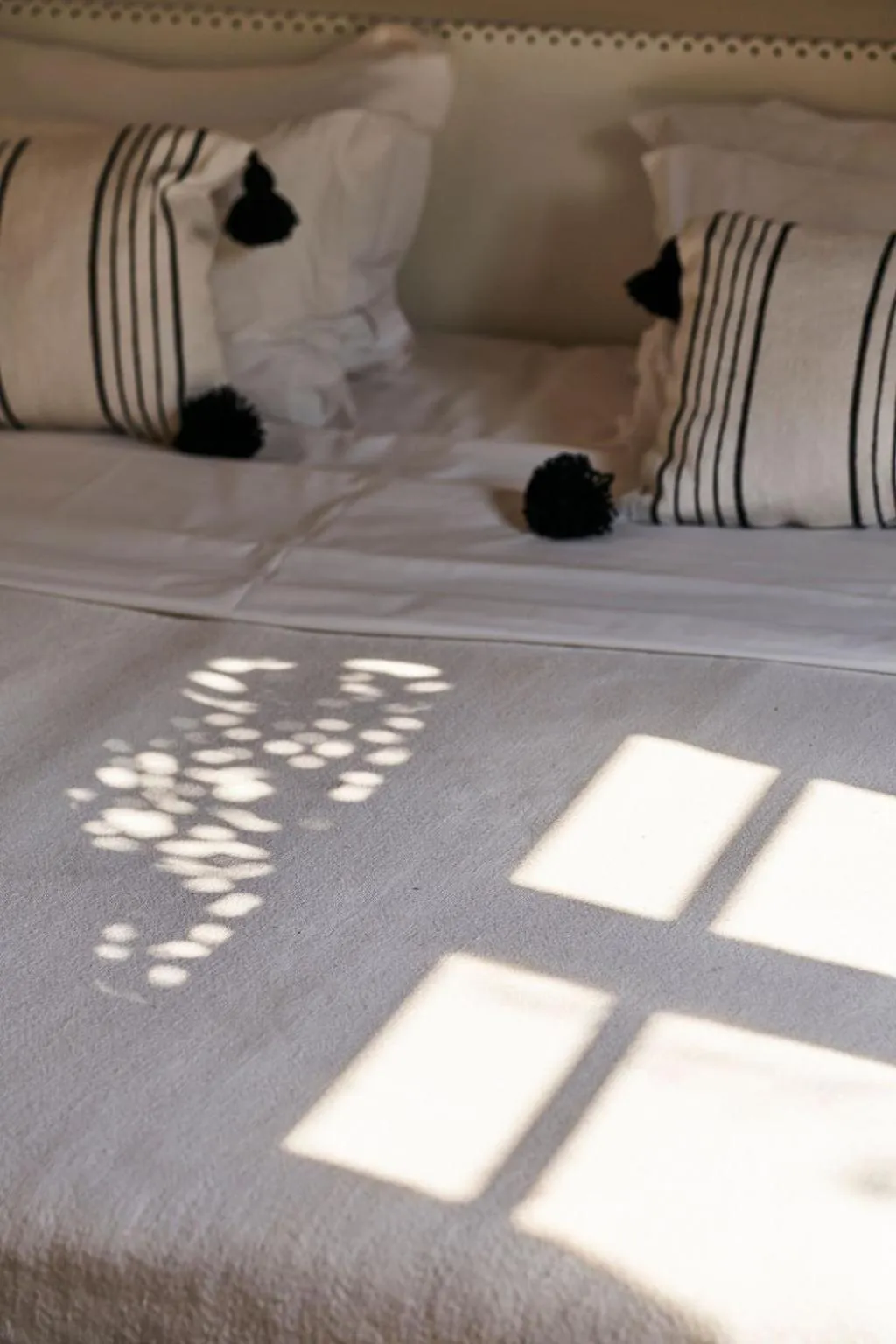 Decorative detail, Bed in Riad Rafaele & SPA