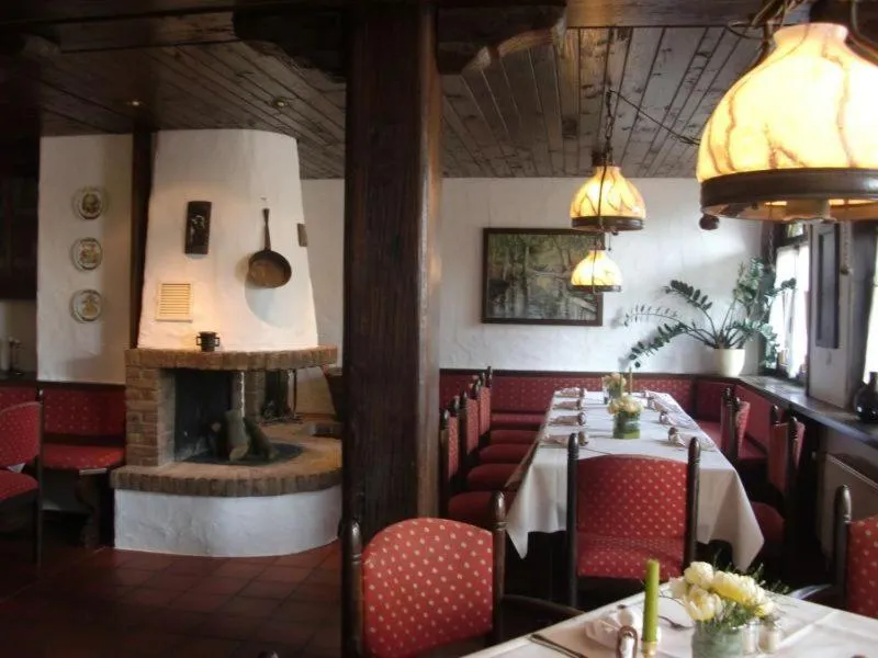 Restaurant/places to eat in Hotel Spitze Warte