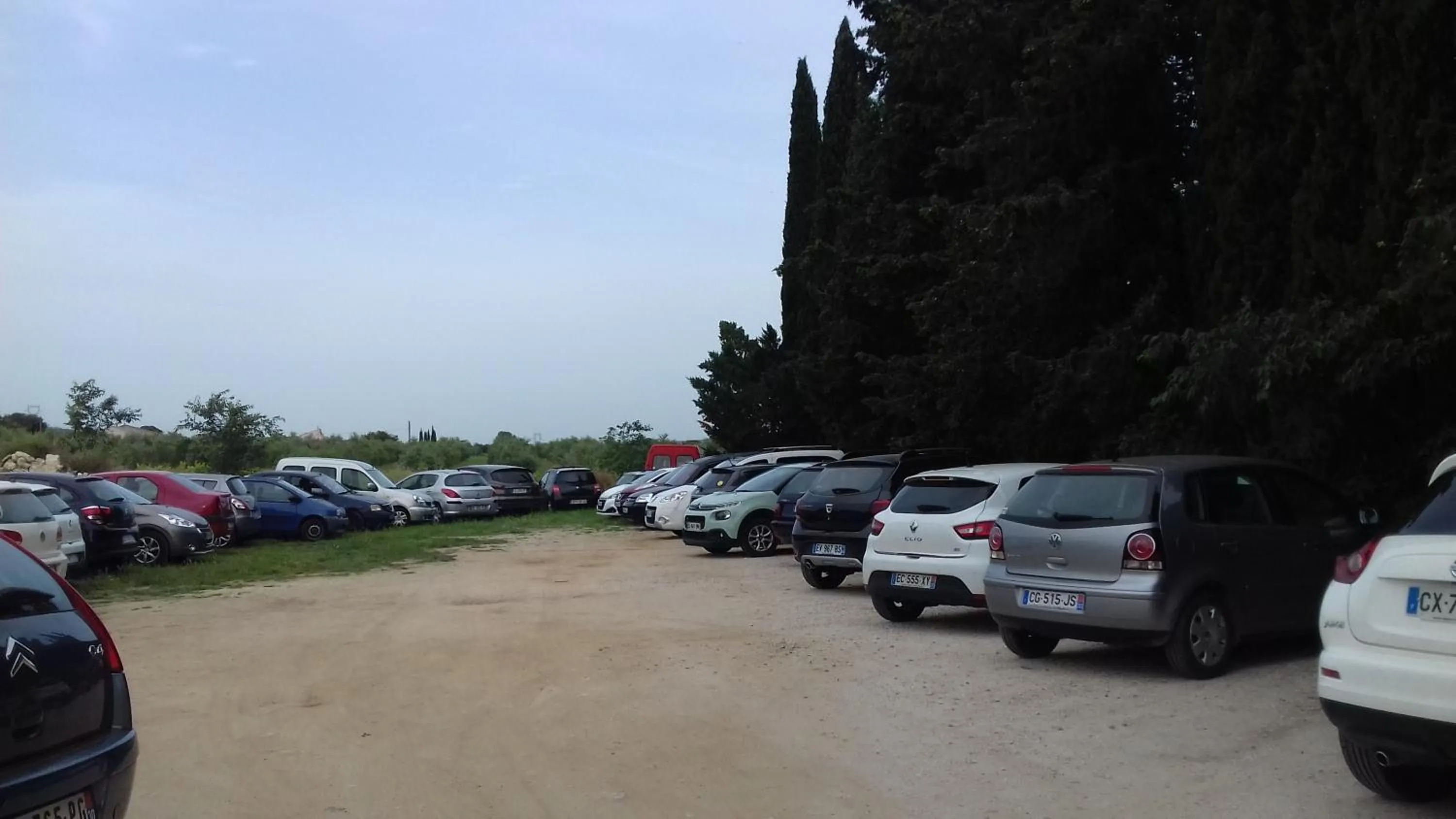 Parking in Le Mas du Lac