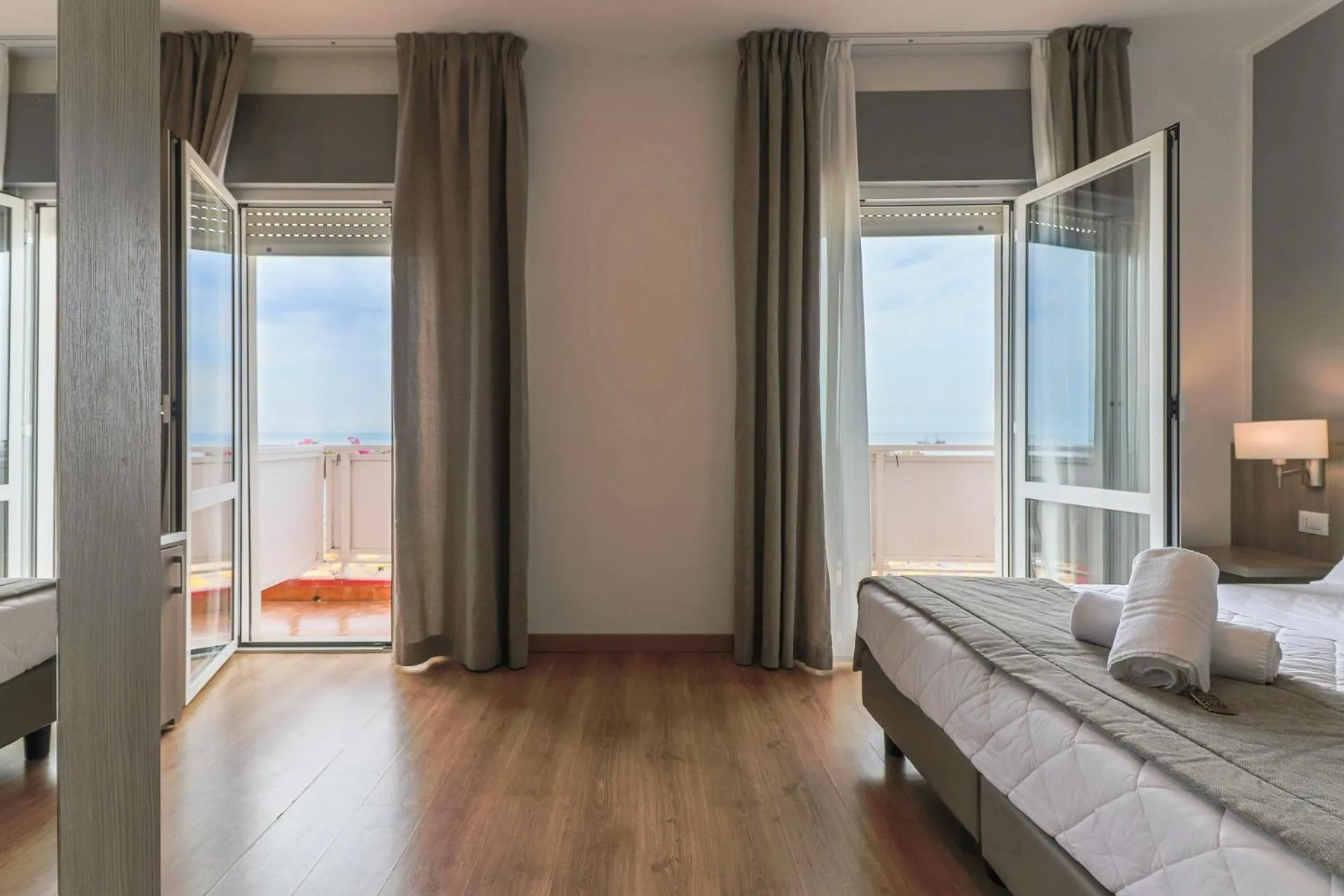 Bed in Hotel Loreley