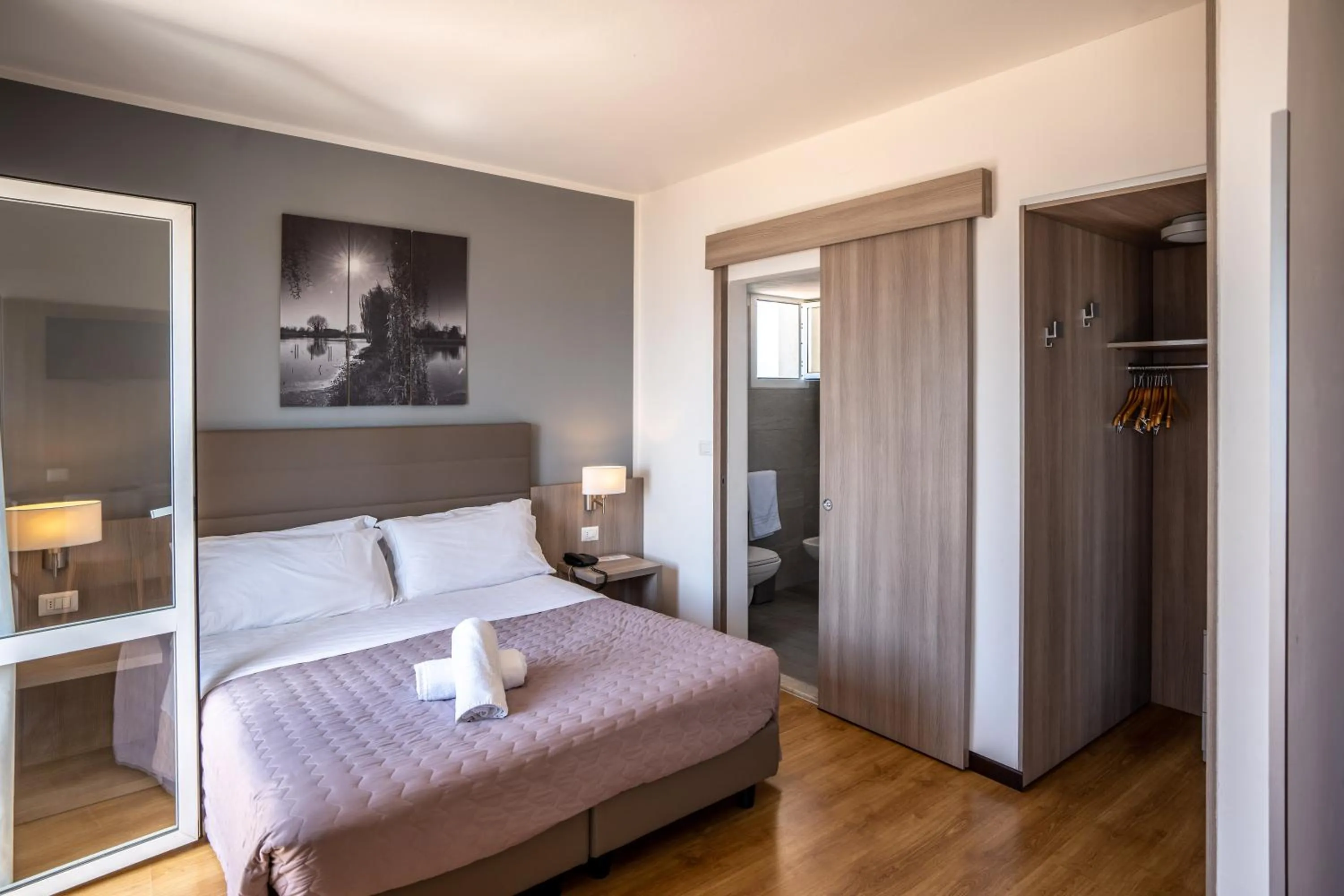 Bed in Hotel Loreley