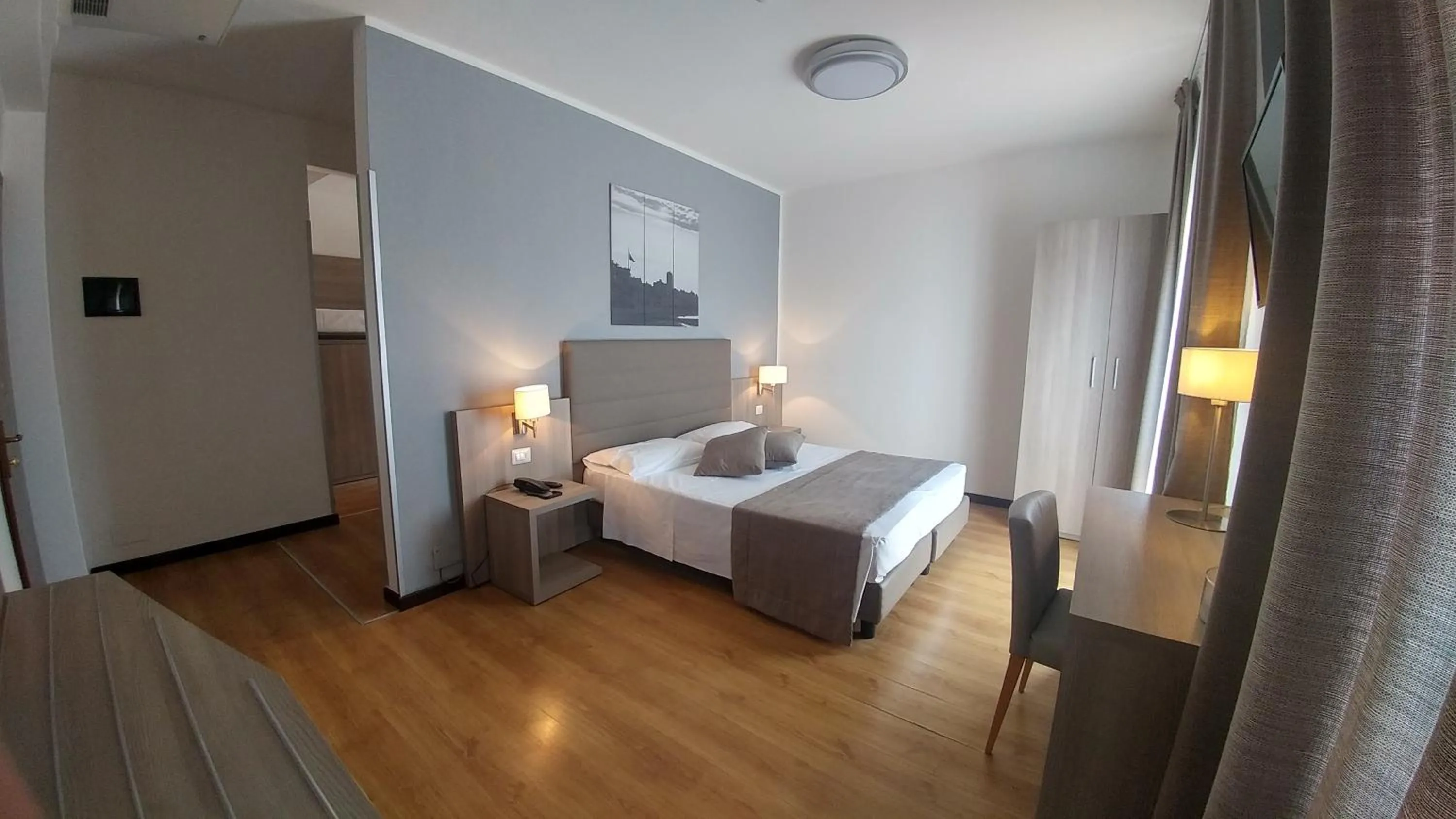 Photo of the whole room, Bed in Hotel Loreley