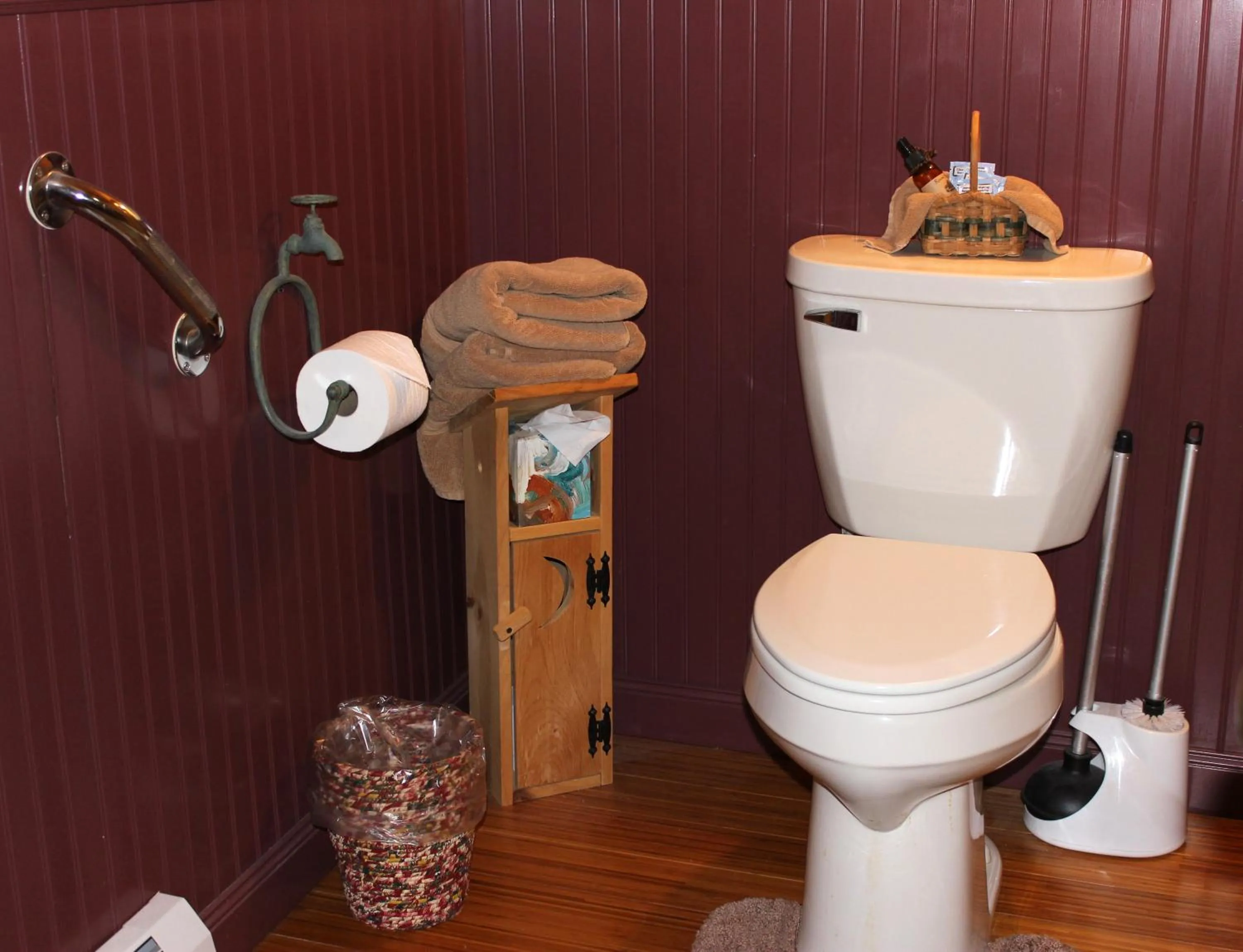 Toilet in Carriage Stop Bed & Breakfast